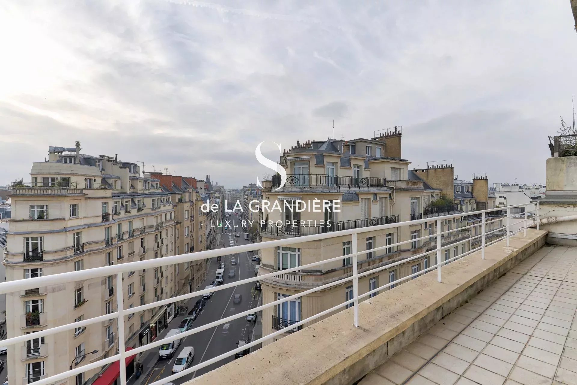 PARIS 16 - TROCADERO/MUETTE -