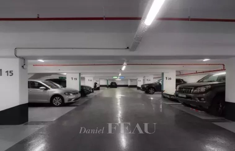 Paris VIIe - Parking Champ de Mars 1er sous-sol
