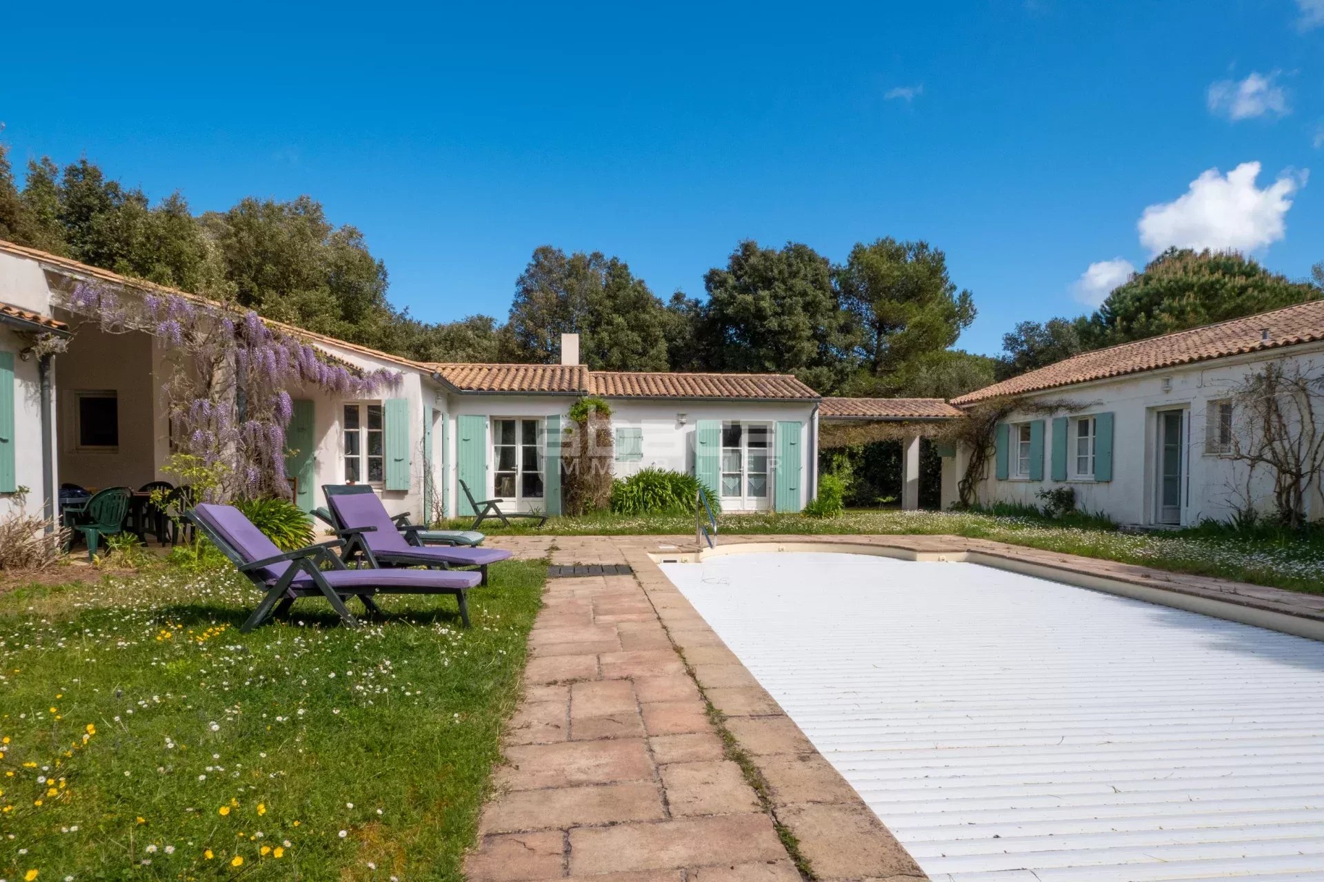 Agence immobilière de 