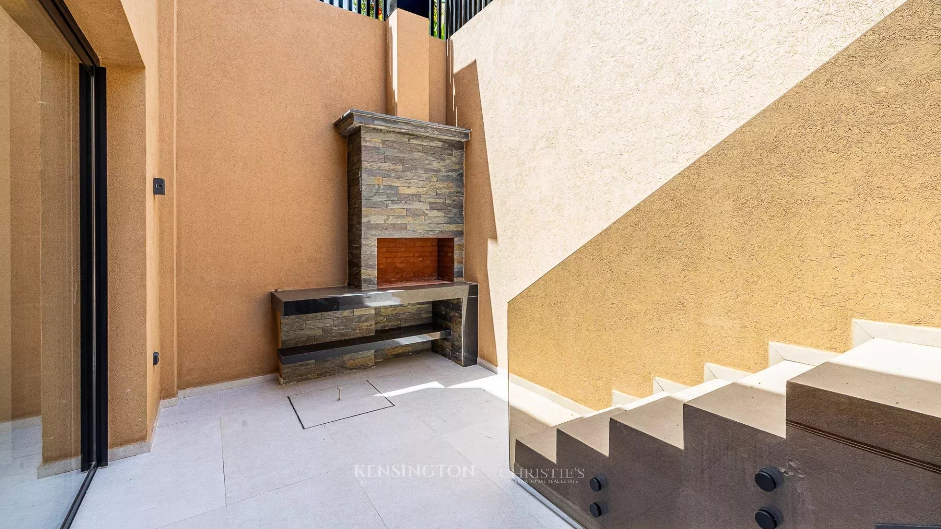 5 Bedroom Villa/Townhouse's Image 42