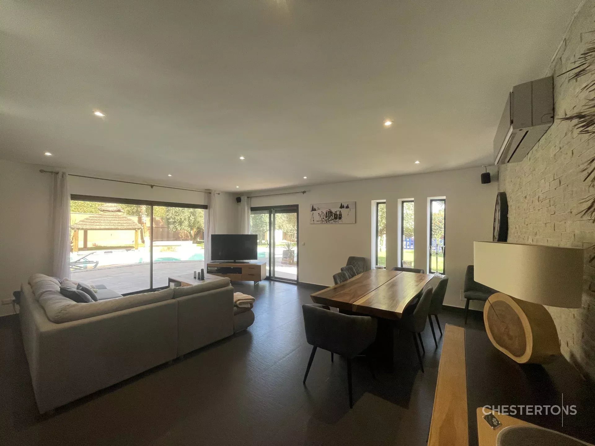 Image of Villa - 4 Bedrooms for Sale in Marrakech-Ménara-Marrakech-Morocco, Image 6