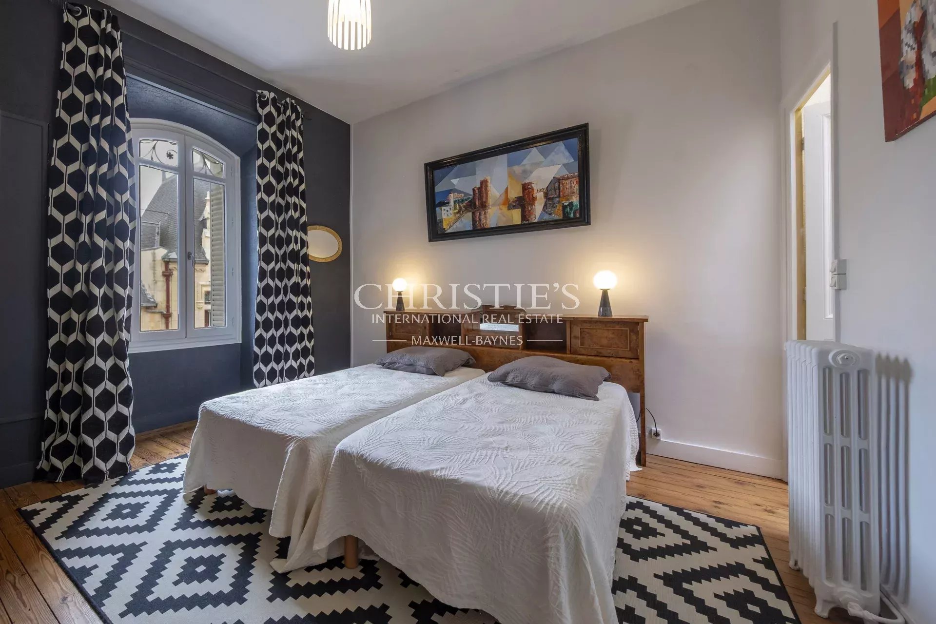 5 Bedroom Villa/Townhouse's Image 19