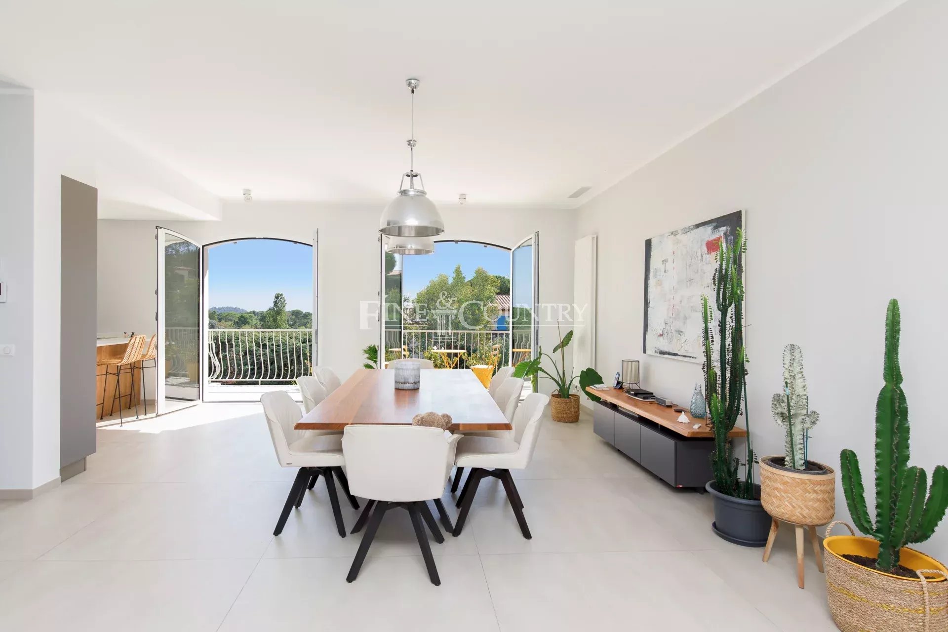 Photo of Villa For Sale Near Cannes Sea View