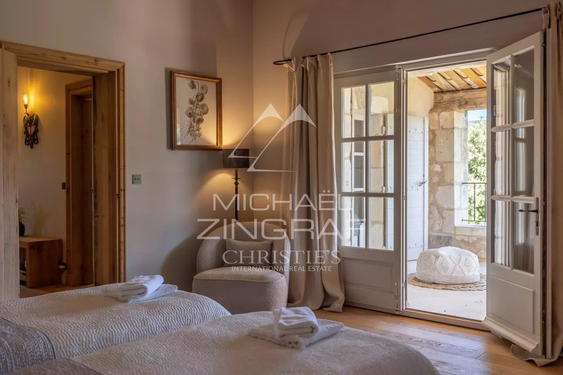 5 Bedroom Villa/Townhouse's Image 8
