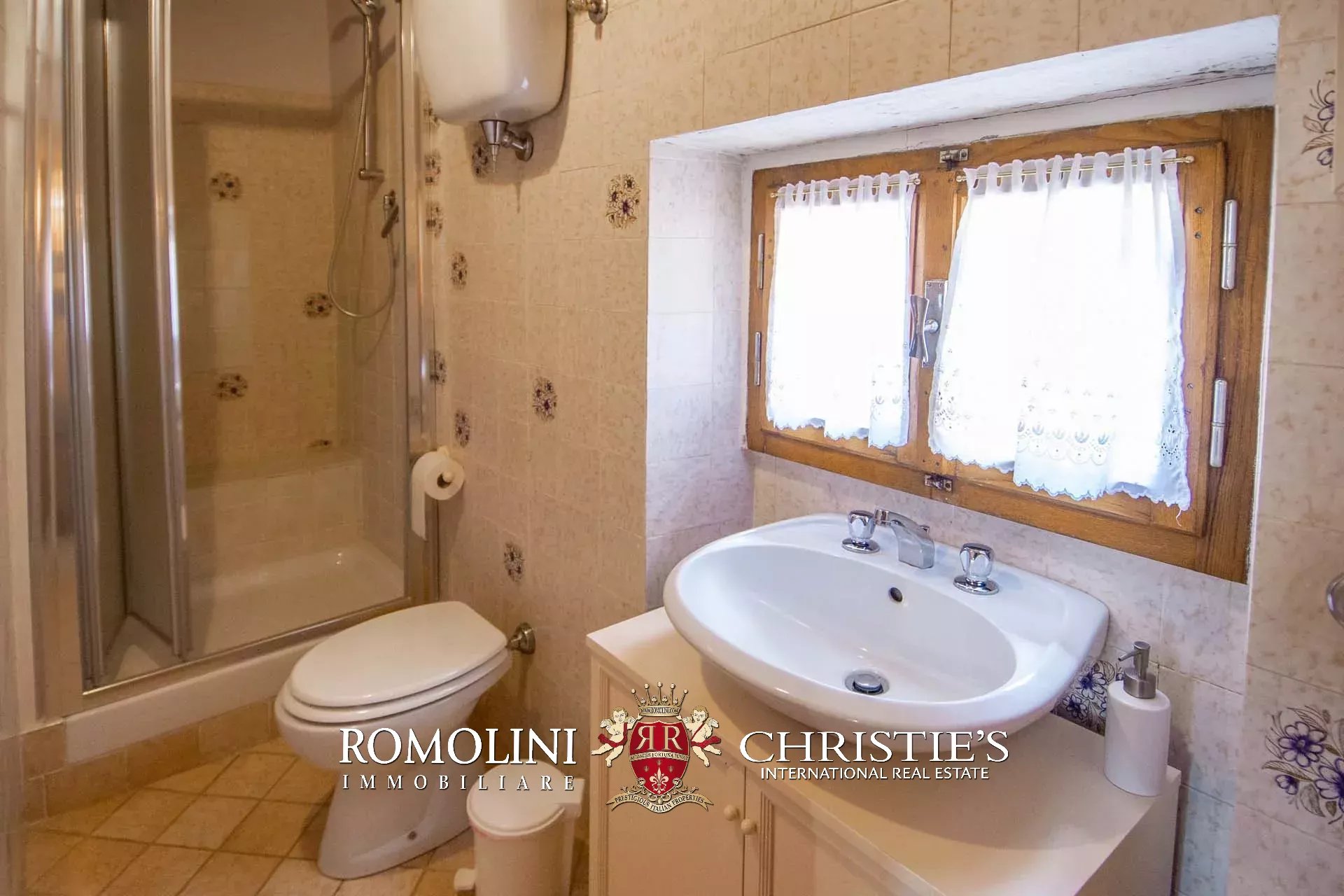 4 Bedroom Villa/Townhouse's Image 24