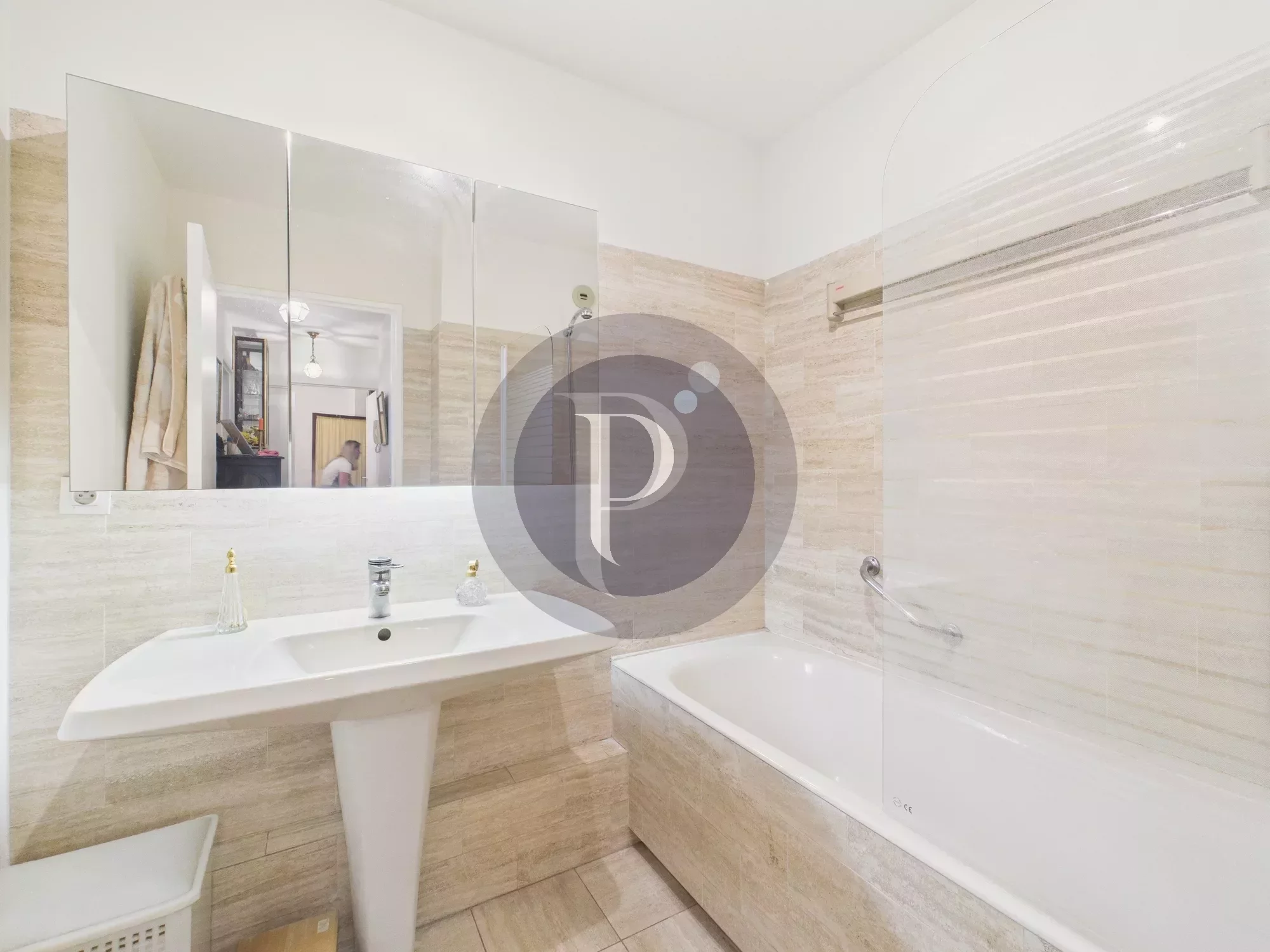 vente-appartement-2-pieces-paris-15eme-86002967