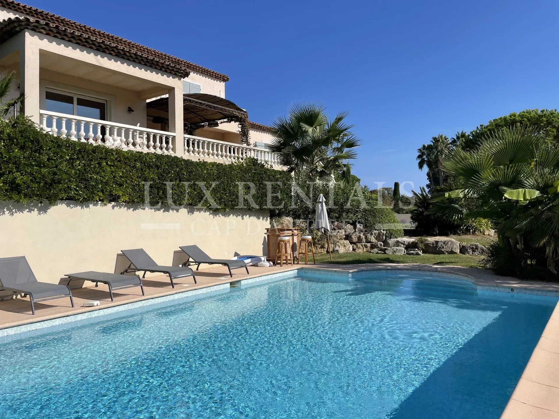 Villa en location saisonnière à Antibes