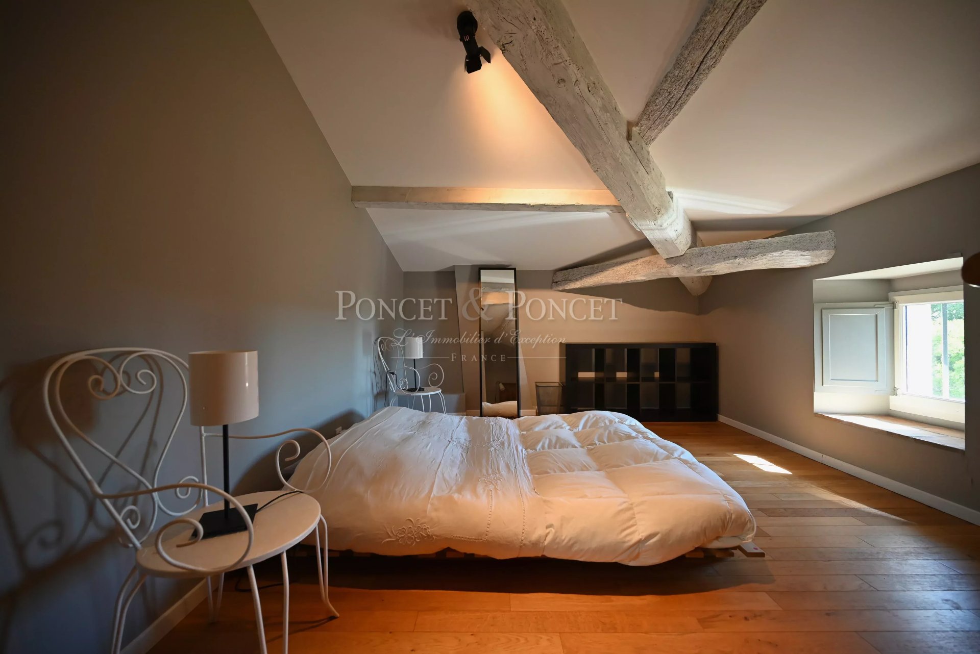 10 Bedroom Villa/Townhouse's Image 29