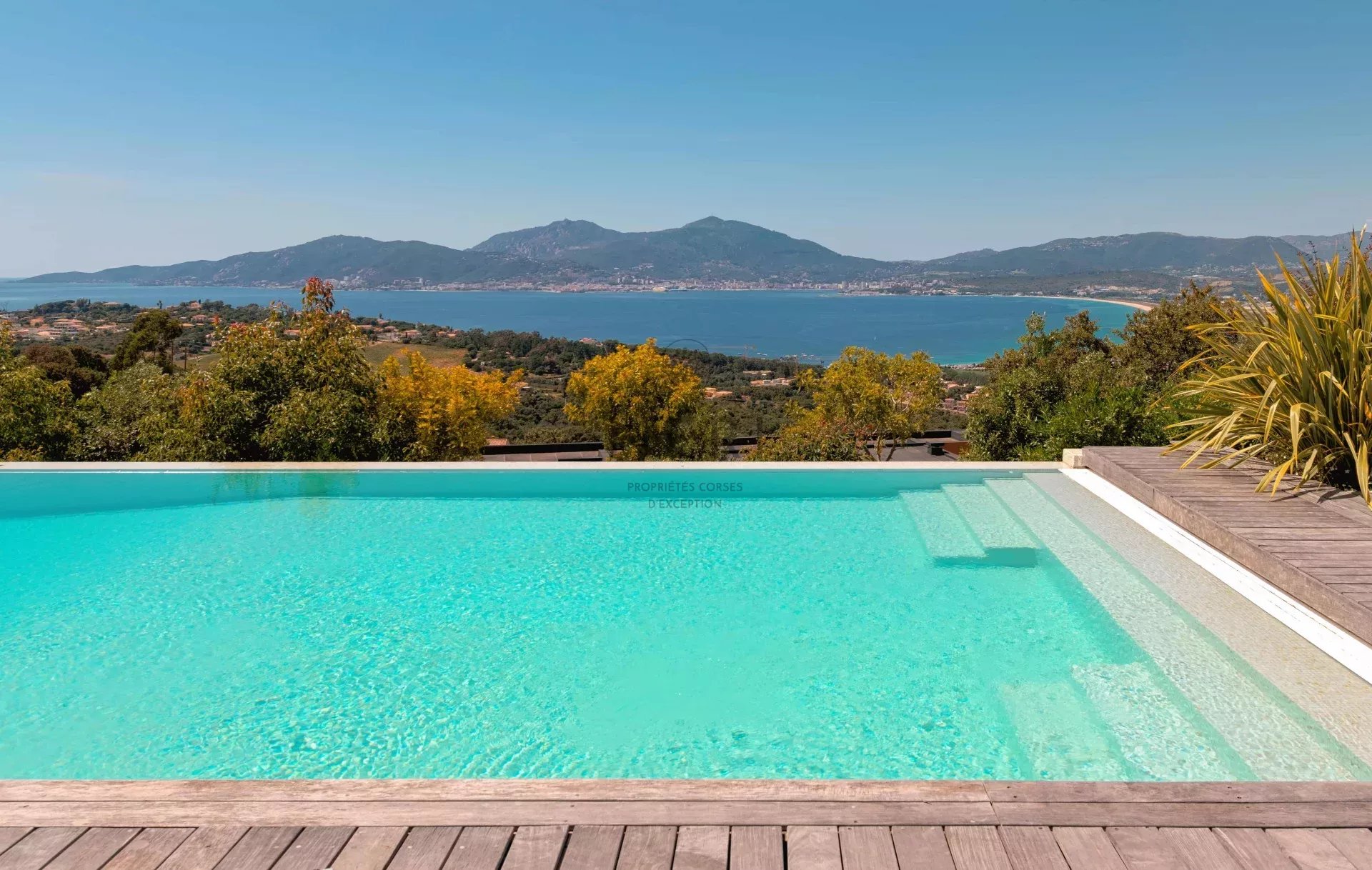 Villa PALMA- 3 chambres, piscine, vue panoramique