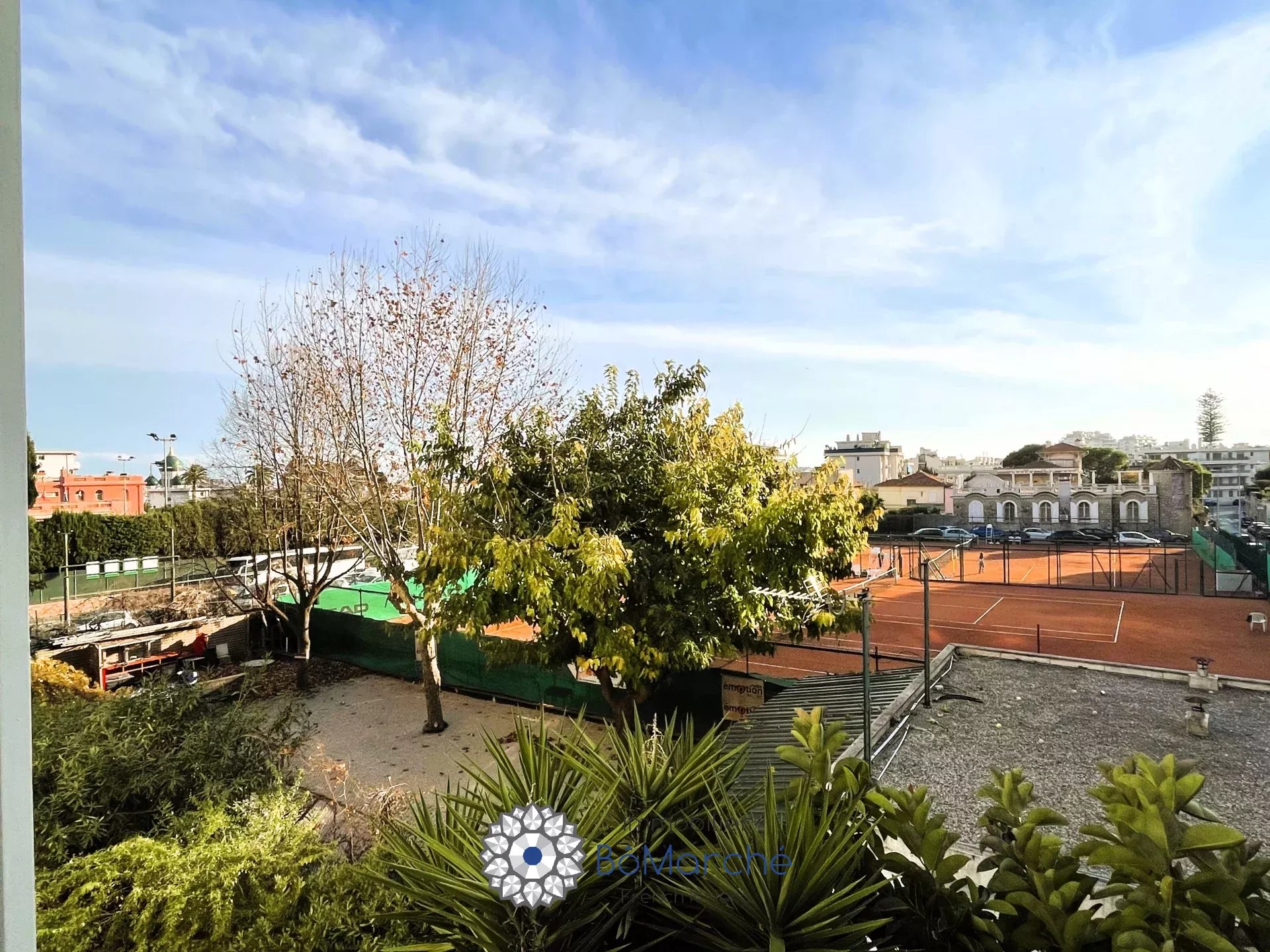 Agence immobilière de 