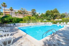 GOLFE-JUAN – VUE MER PANORAMIQUE - 4 PIECES AVEC VASTE JARDIN — photo 6 of 7