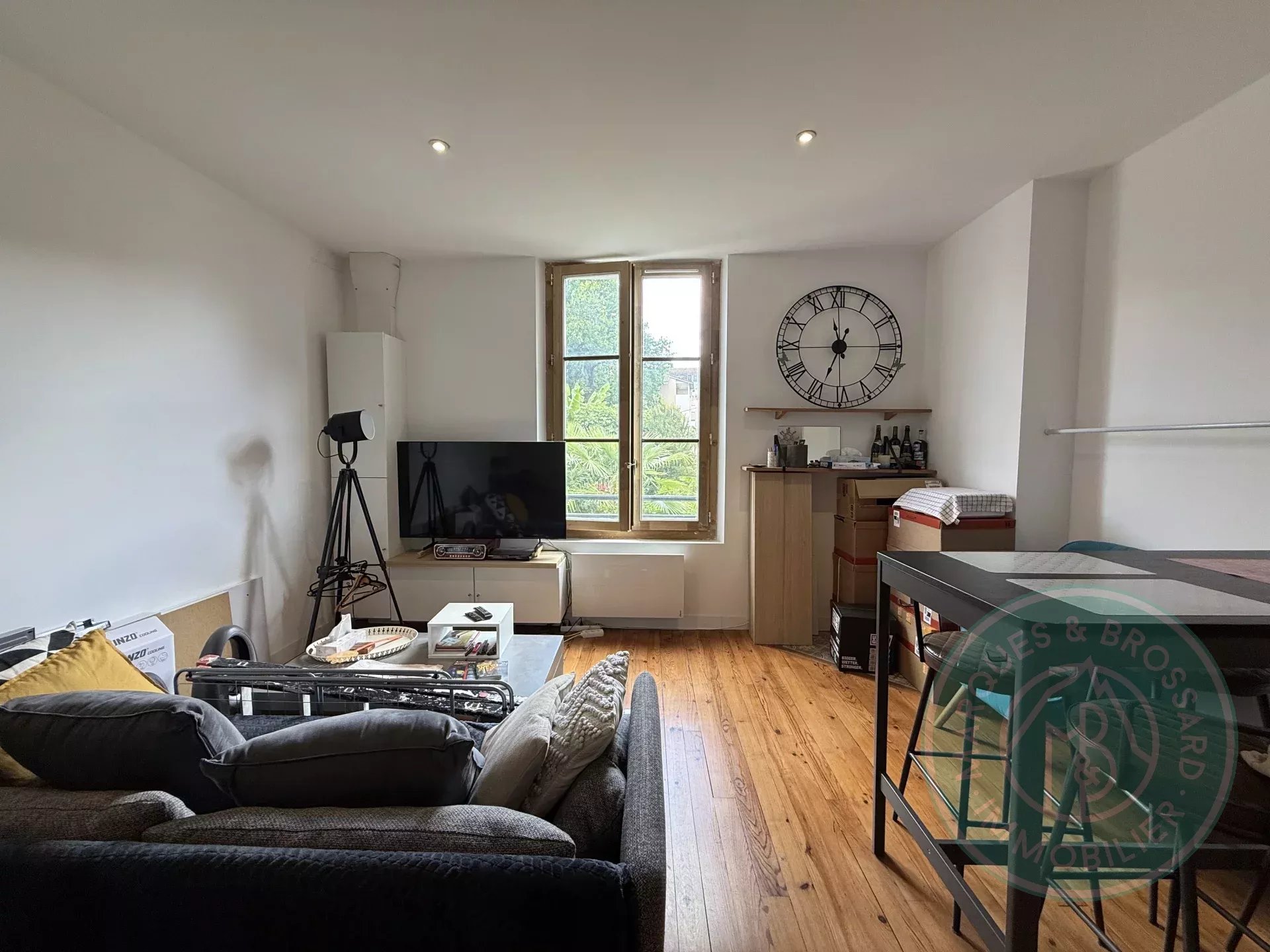 Agence immobilière de 