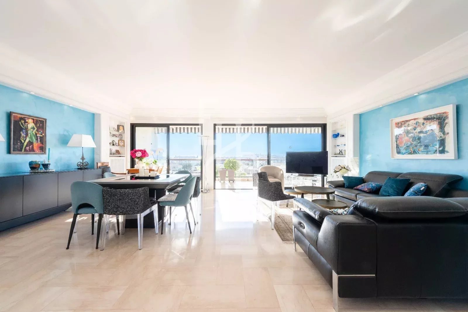 A vendre Cannes Appartement 3/4 pièces lumineux de 105 m² avec terrasse, garage et cave