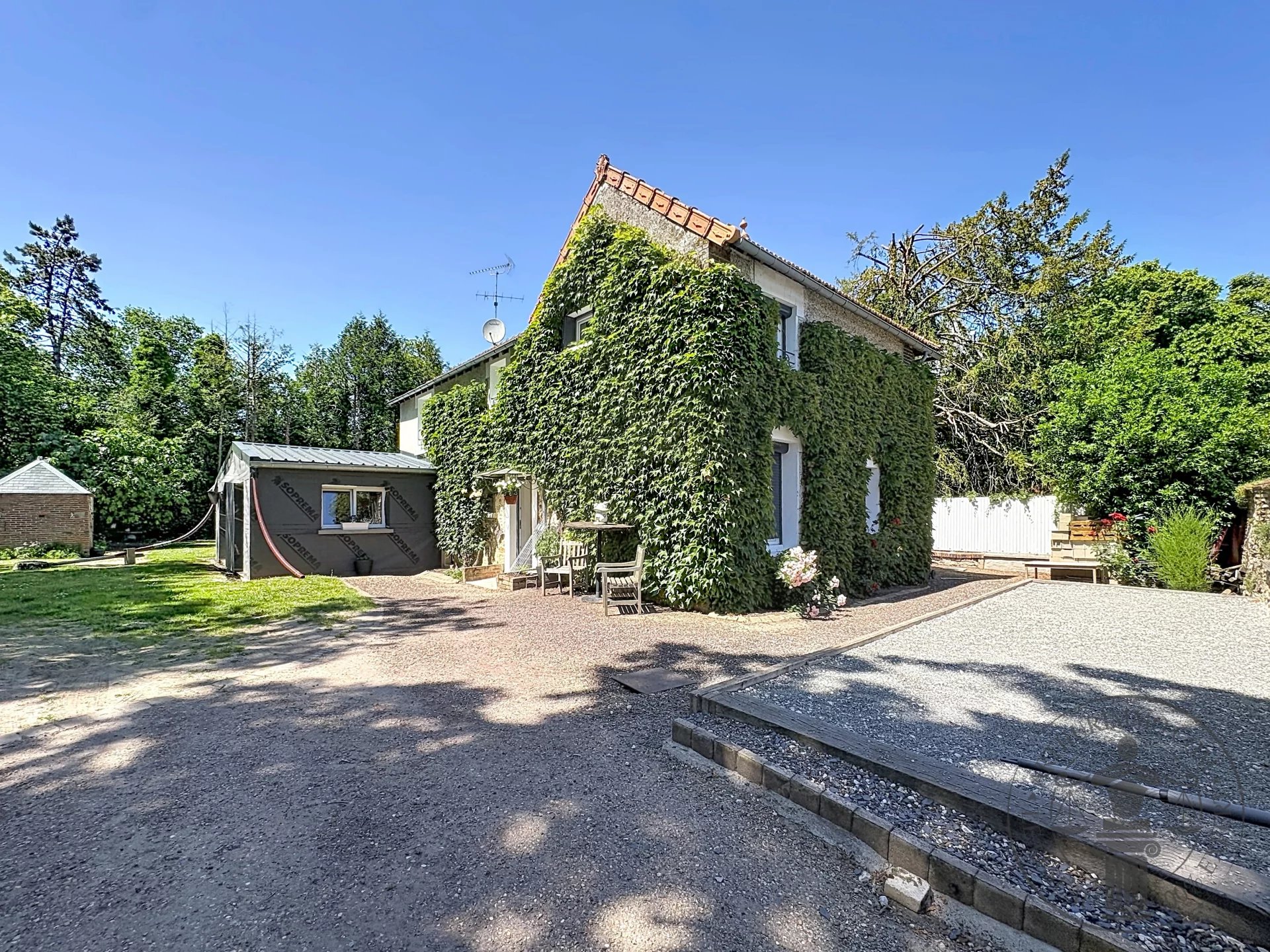 Agence immobilière de Arthurimmo.com Dourdan