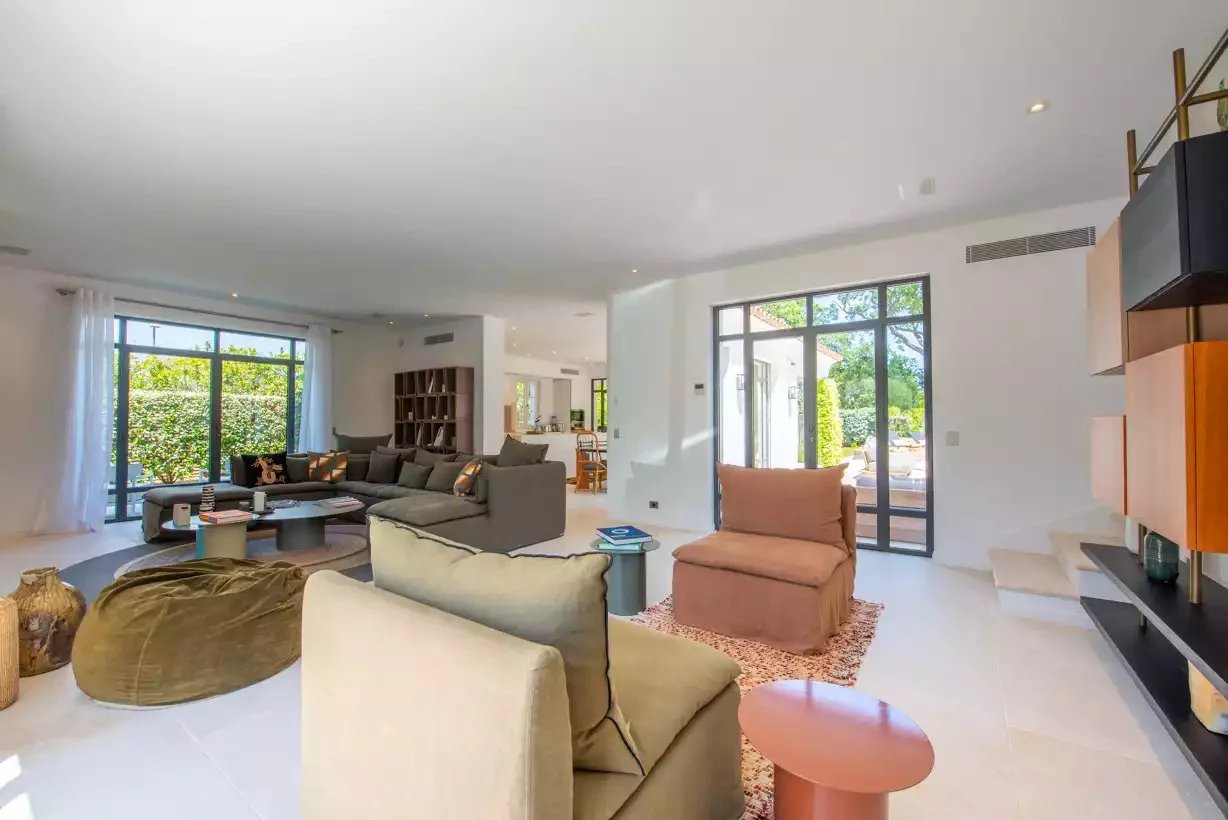 Agence immobilière de Ellington International