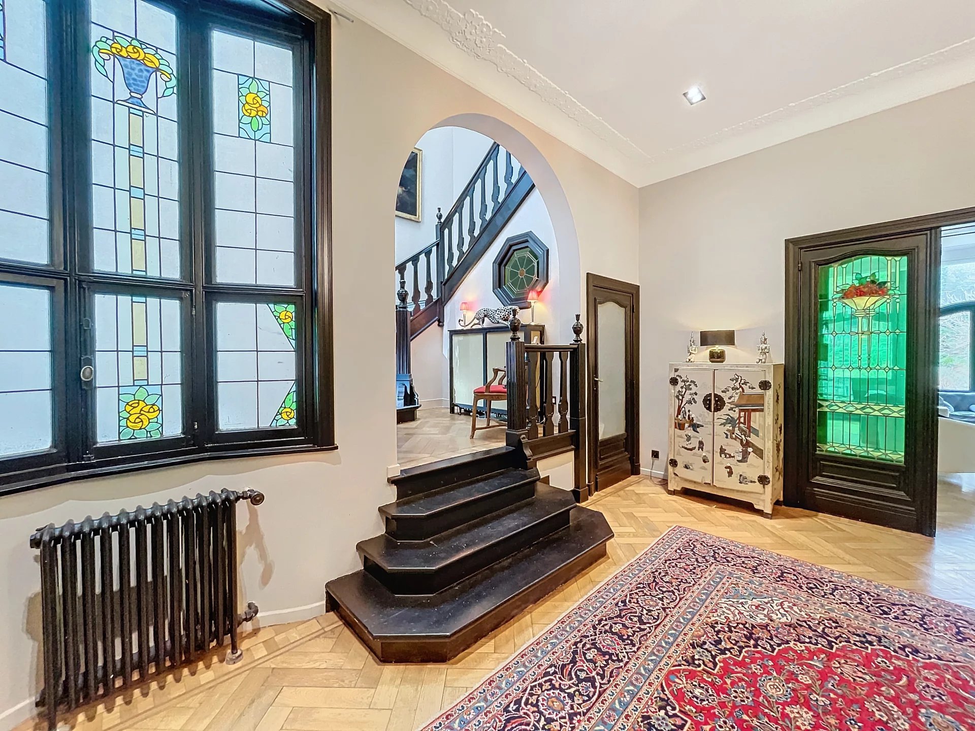 Magnificent, tastefully renovated Maison de Maître dating from 1927