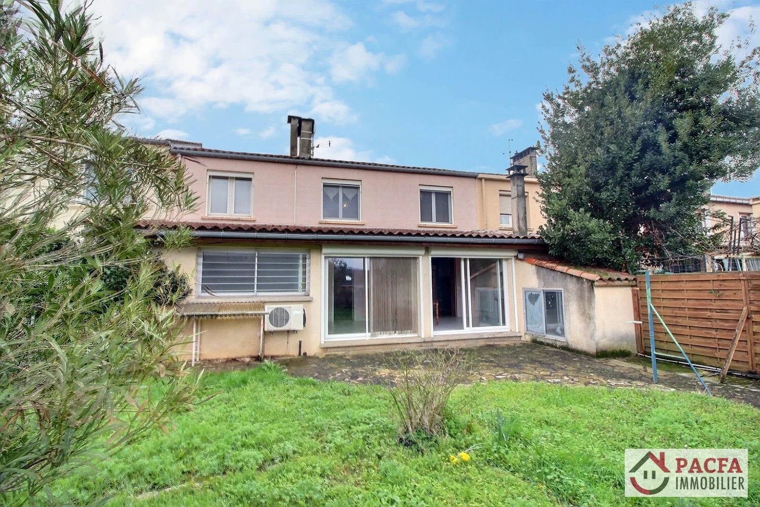 Maison spacieuse à Aussillon