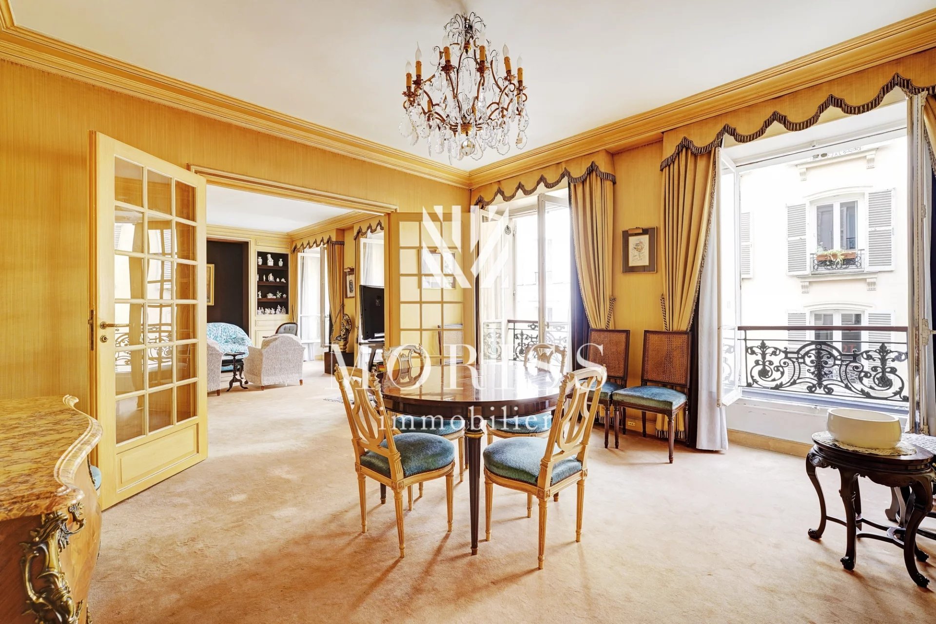 APPARTEMENT D'ANGLE  5 PIECES 2-3 CHAMBRES / PARIS 17 - Image 1