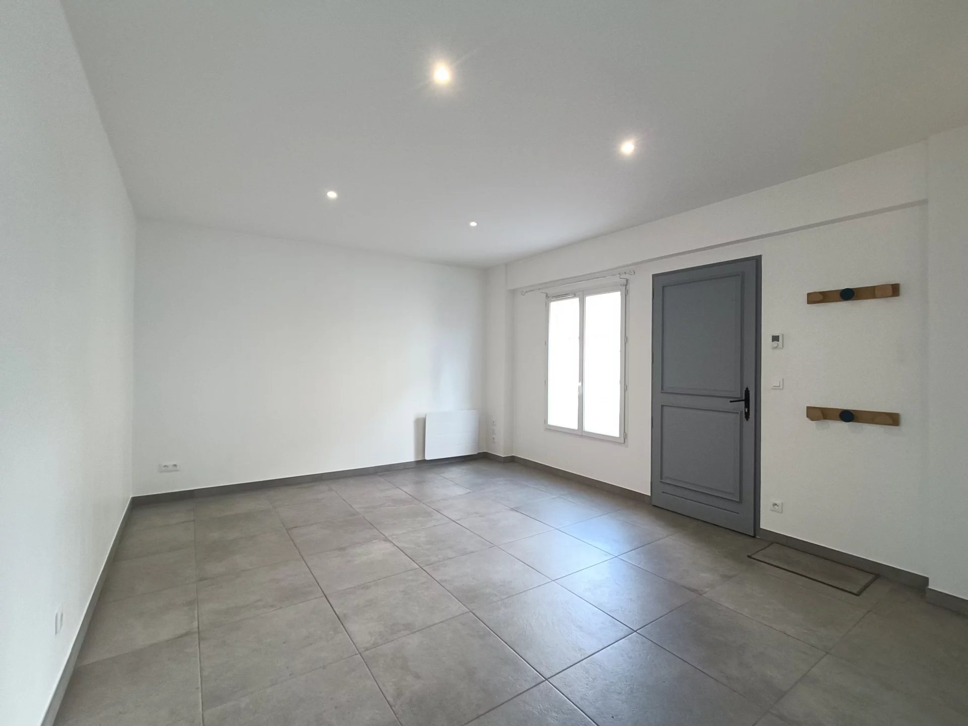 MAISON 4 CHAMBRES NEUVILLE CENTRE
