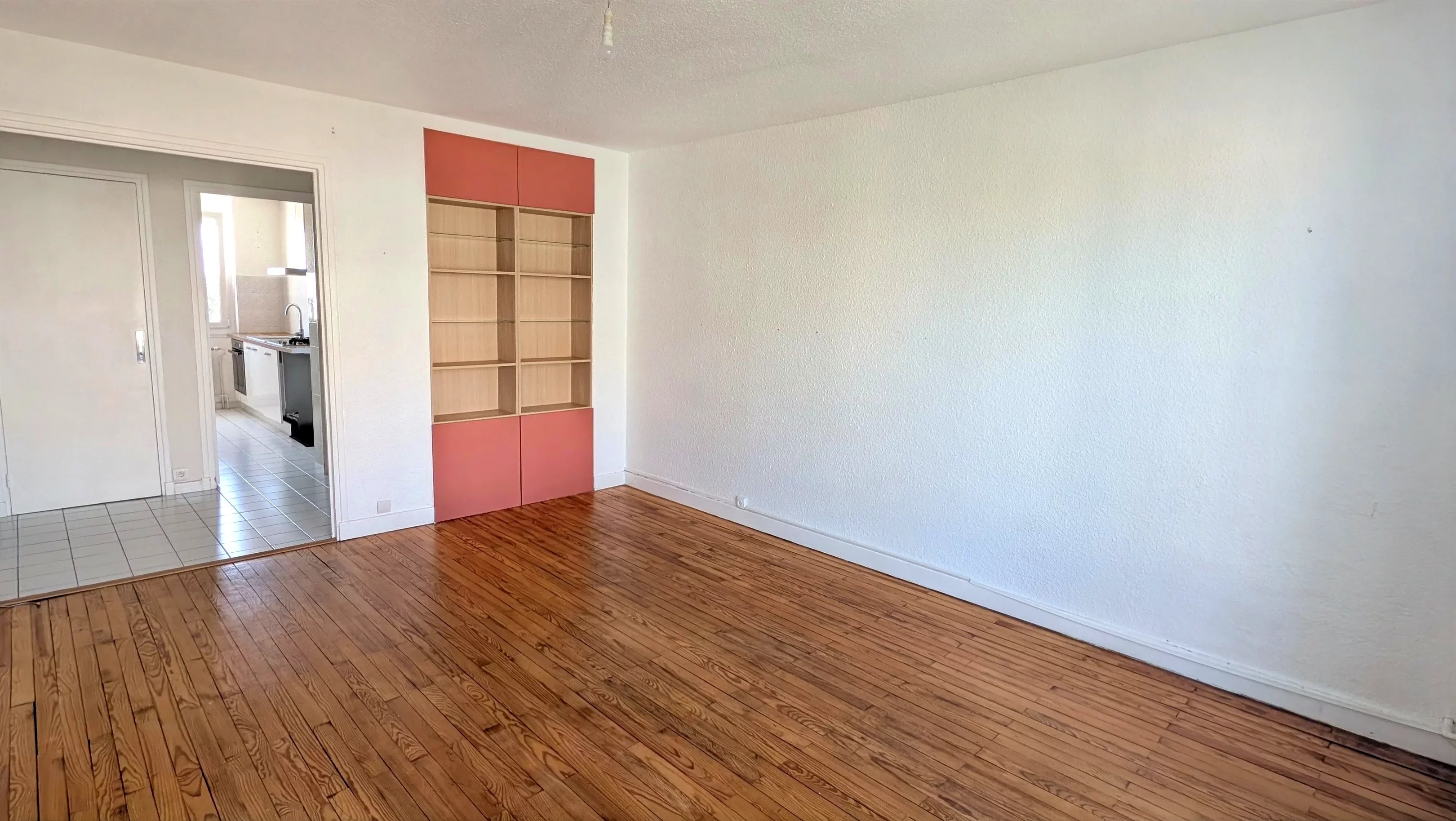 EXCLUSIVITÉ – APPARTEMENT T3 AVEC CUISINE, PRÊT À VIVRE – QUARTIER DANTON — photo 3