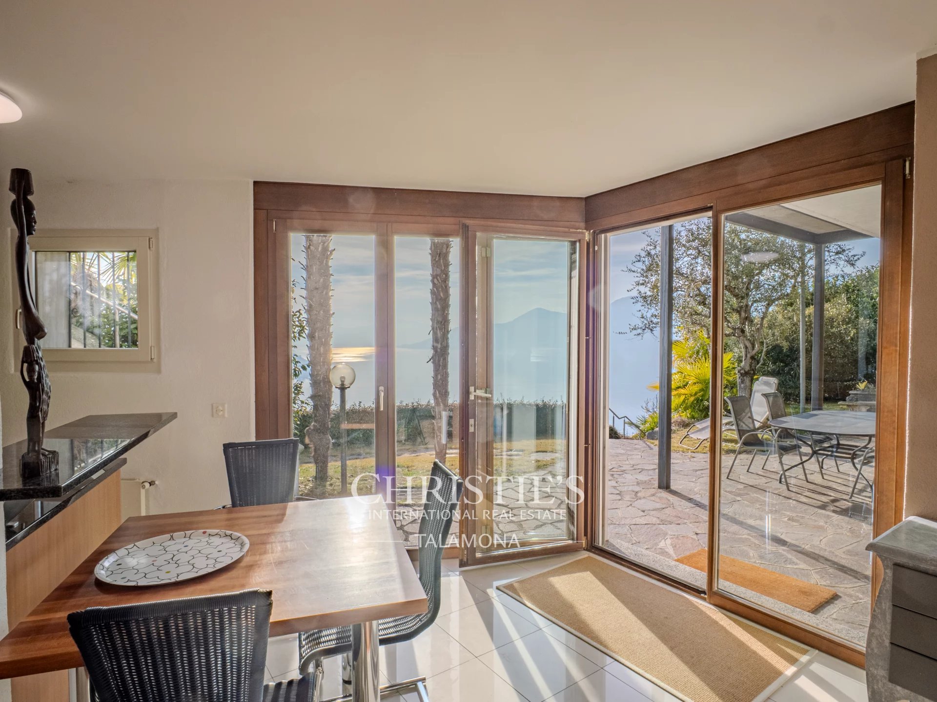 4 Bedroom Villa/Townhouse's Image 28