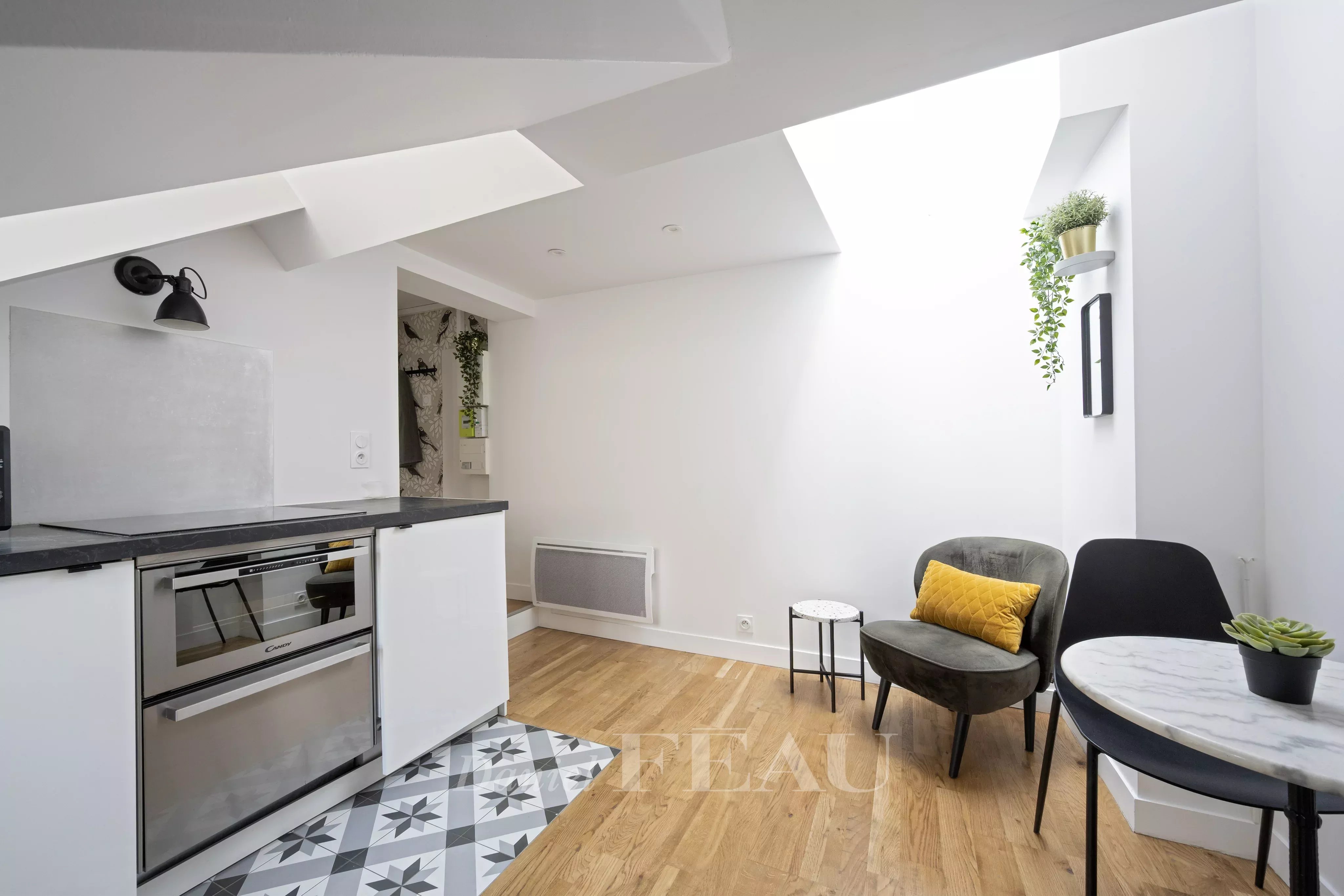Sale Apartment Paris 1st
