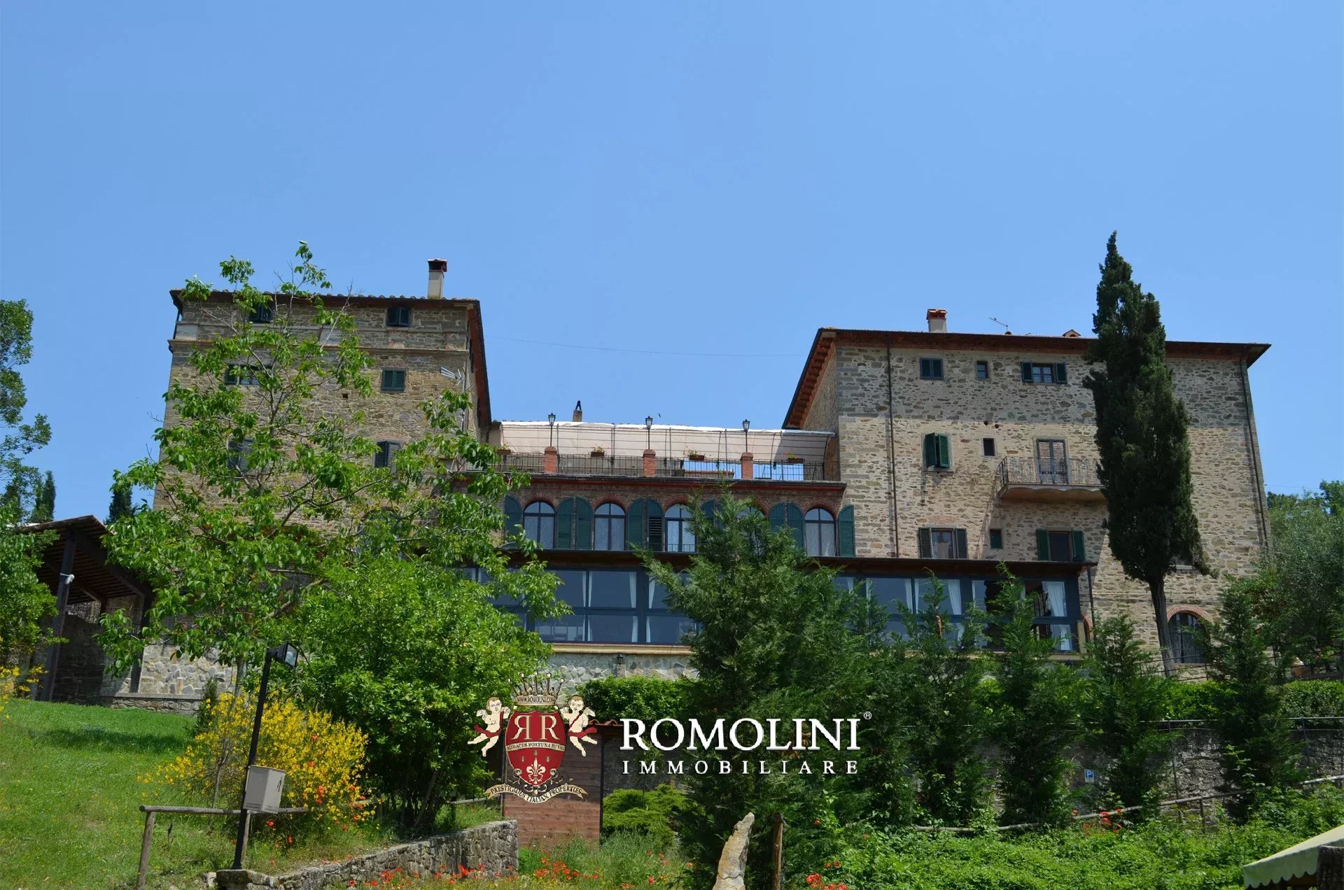32 Bedroom Villa/Townhouse's Image 4