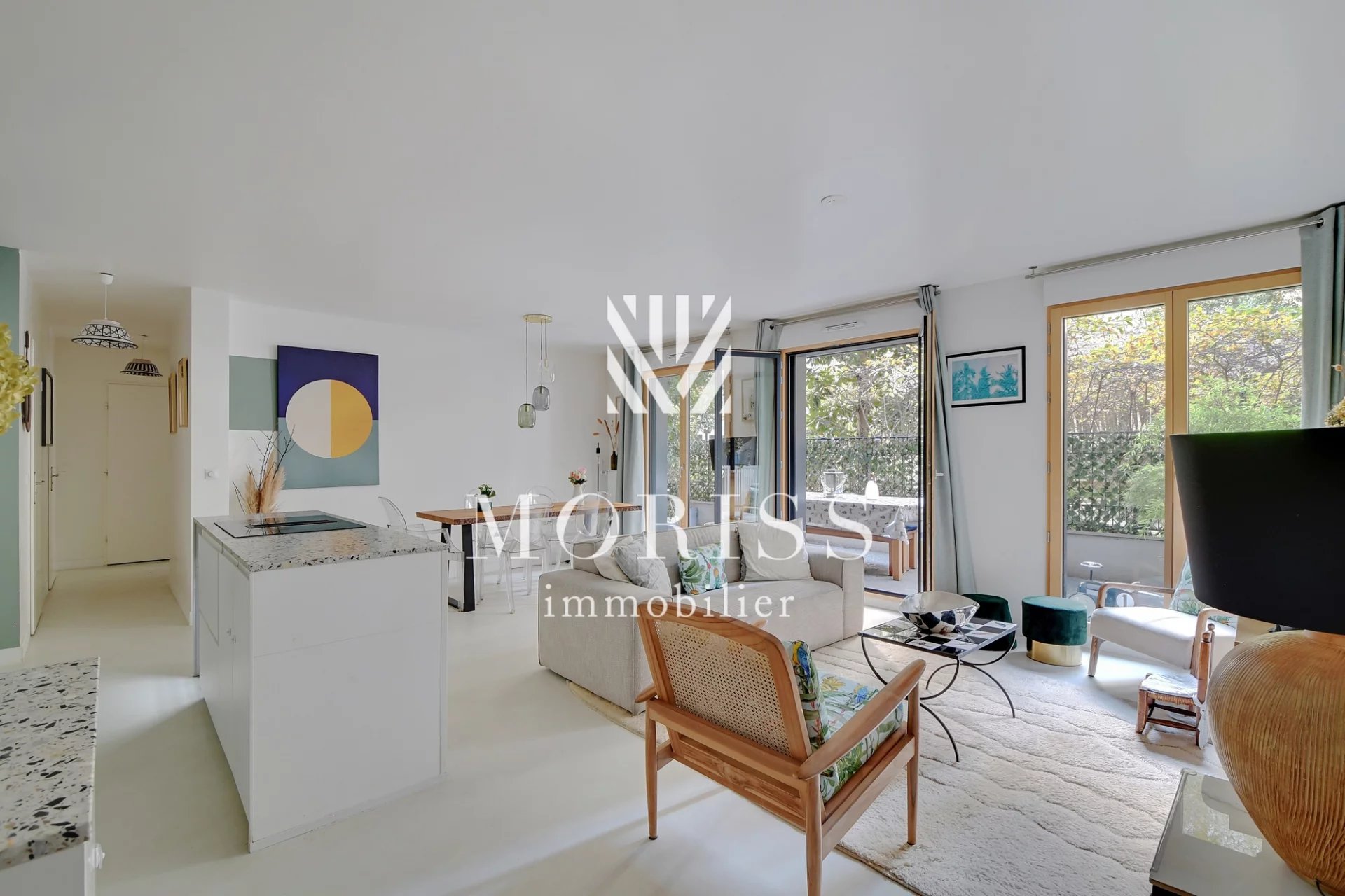 Centre-ville de Clichy - Appartement 3 pièces de 76 M2 + 28 M2 d - Image Array