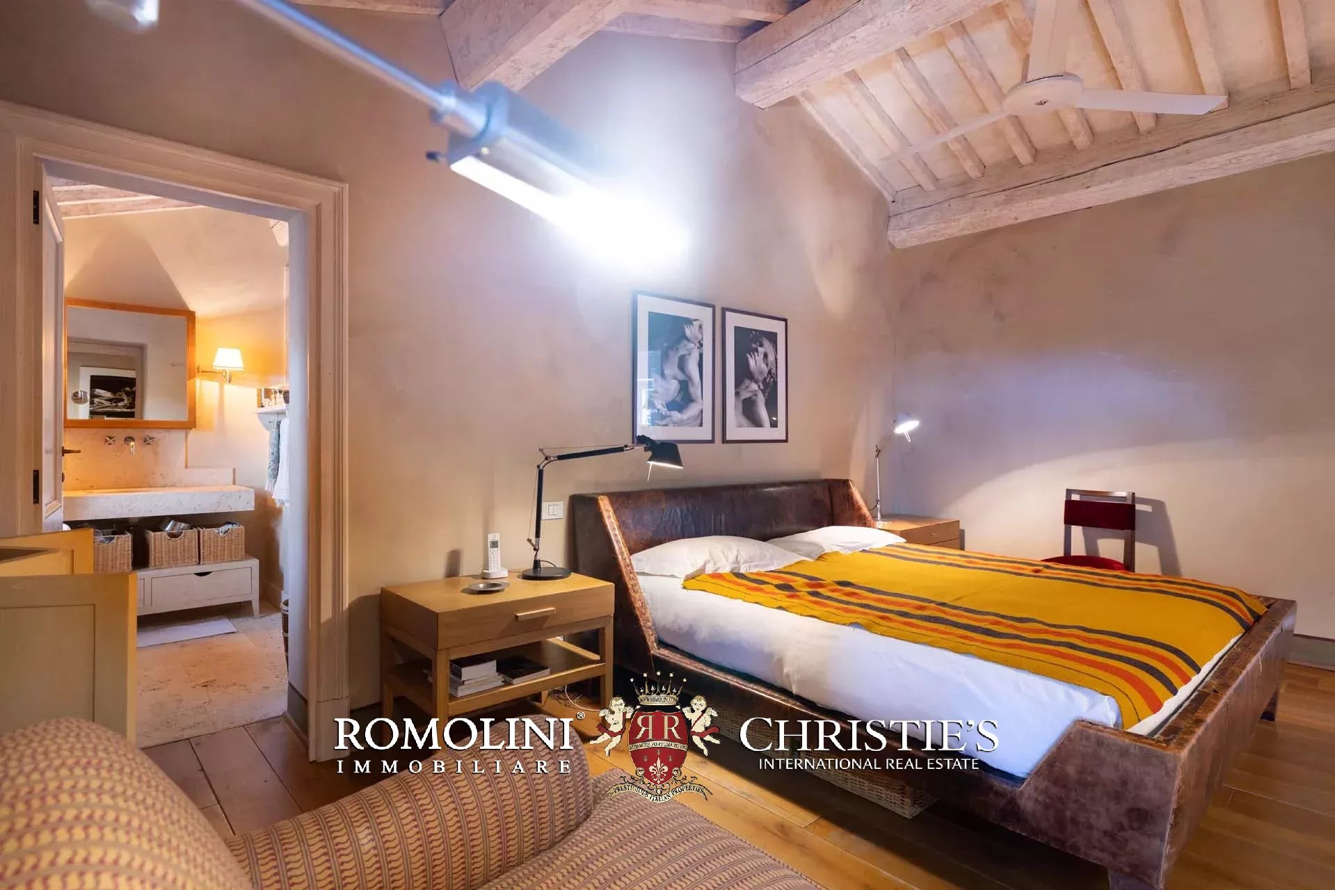 EQUESTRIAN SEA VIEW WINE ESTATE WITH VINEYARDS FOR SALE CLOSE TO BOLGHERI, TUSCANY