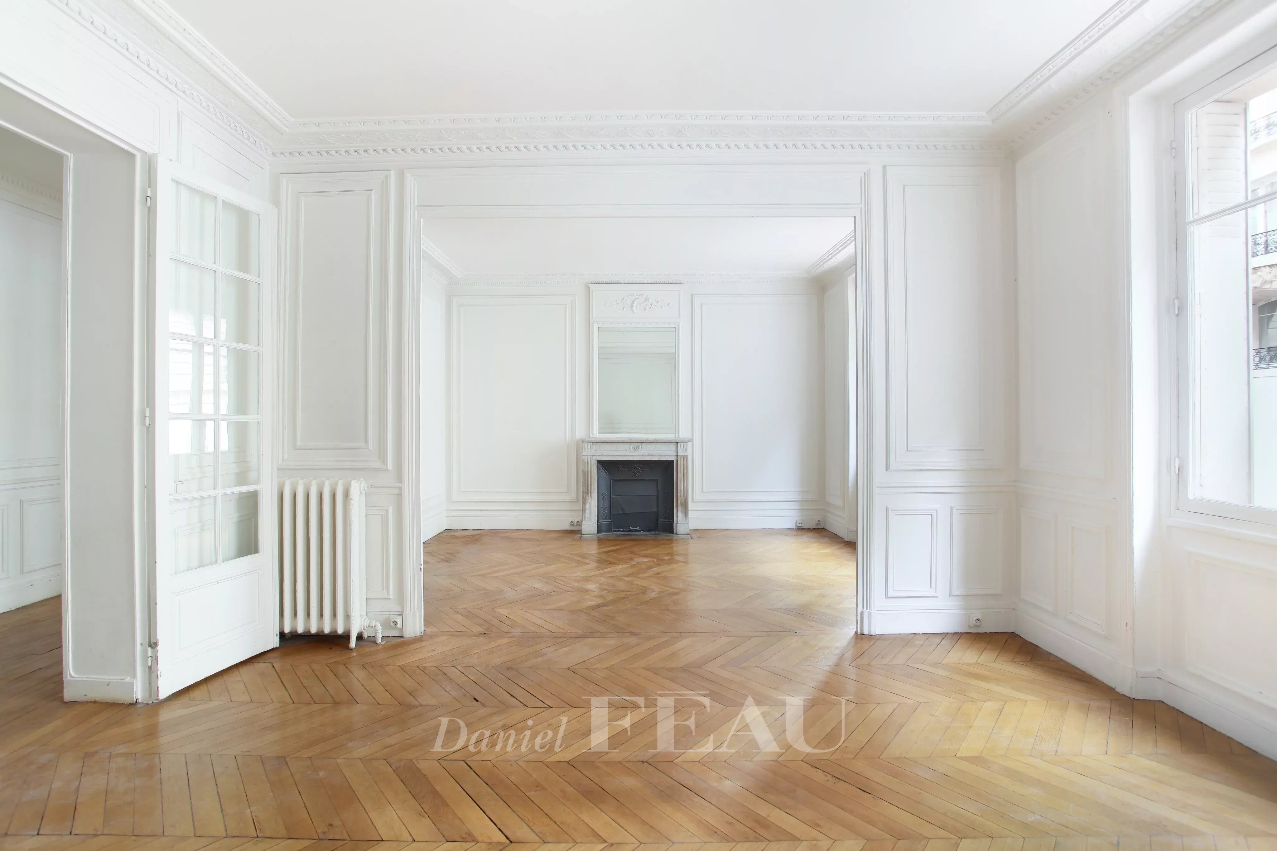 Sale Apartment Paris 16th