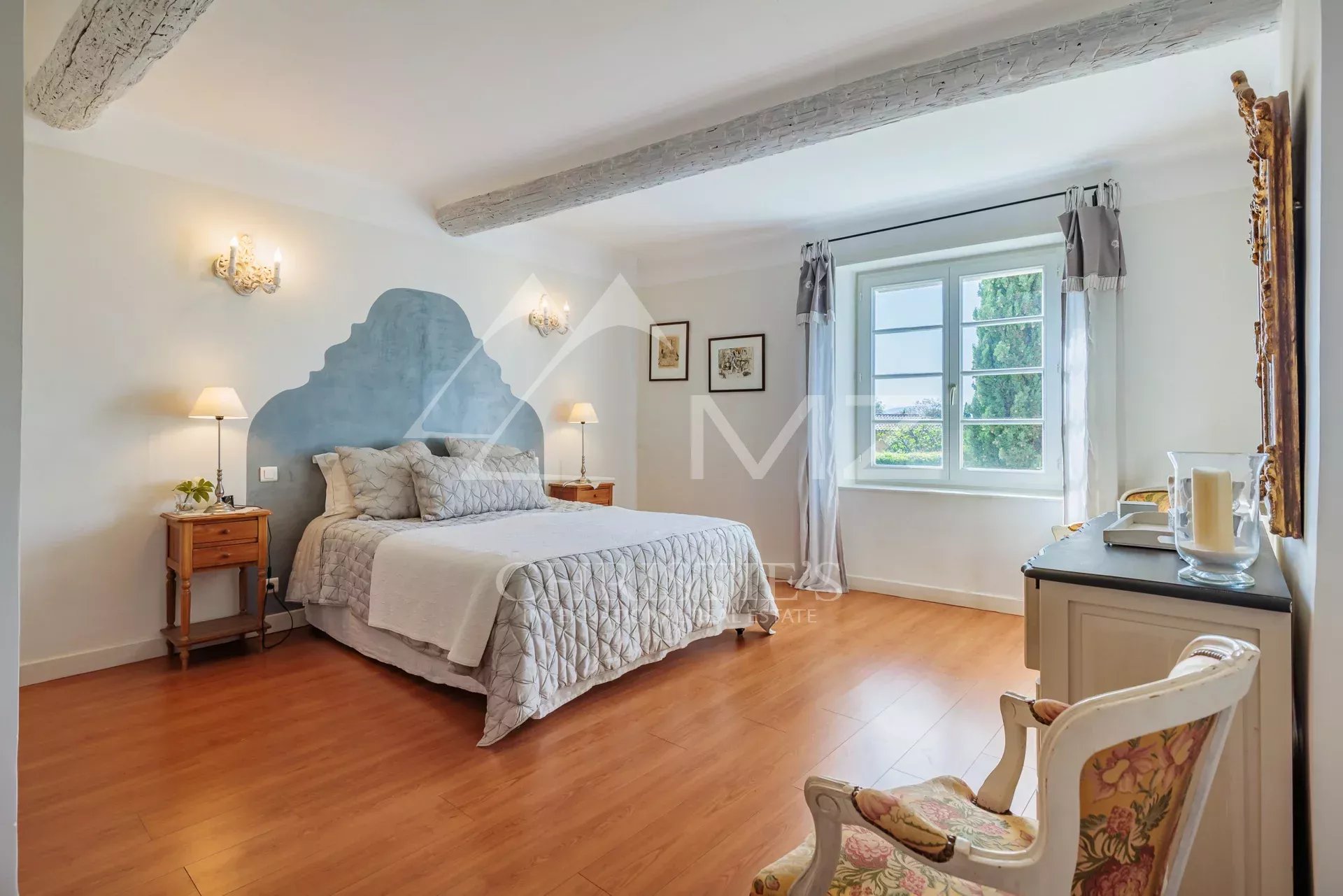 7 Bedroom Villa/Townhouse's Image 8