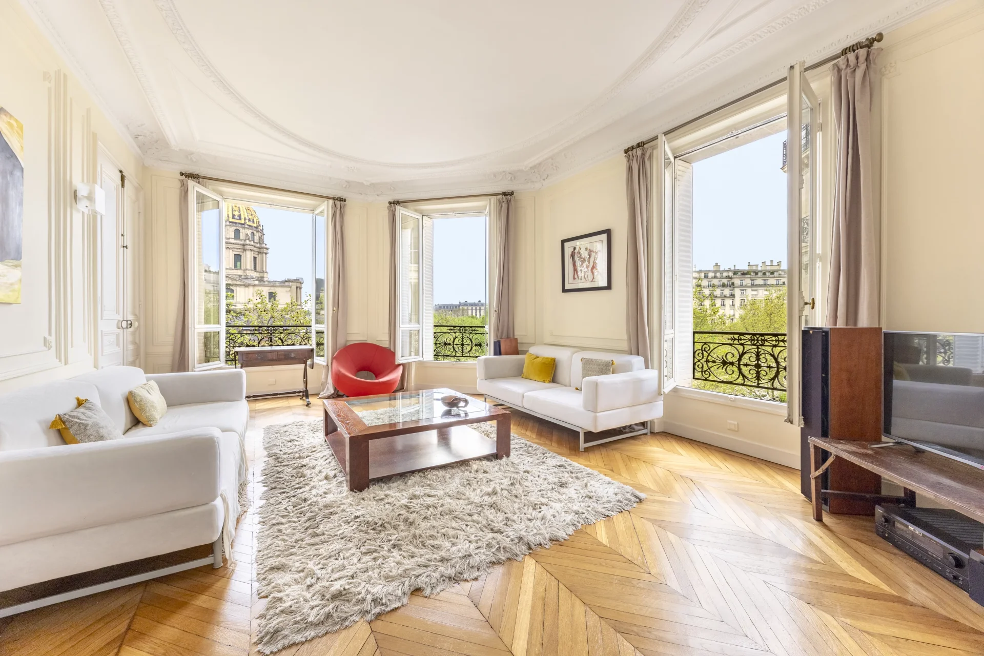 Paris 7e - INVALIDES / ÉCOLE MILITAIRE