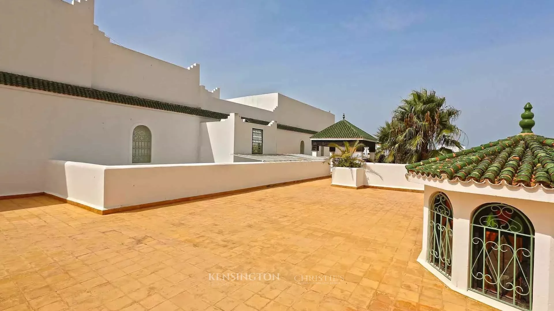 5 Bedroom Villa/Townhouse's Image 8