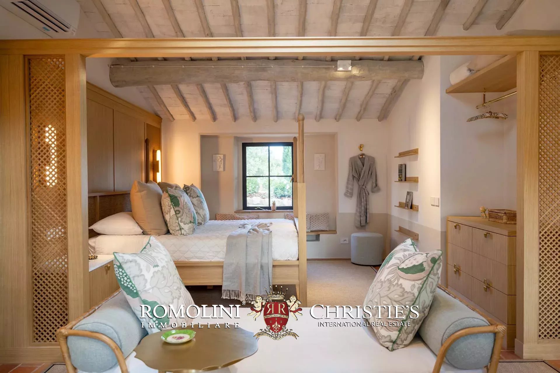4 Bedroom Villa/Townhouse's Image 59