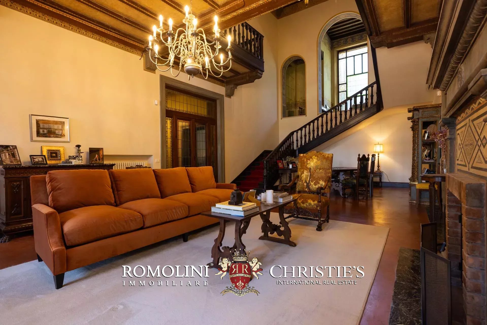8 Bedroom Villa/Townhouse's Image 26