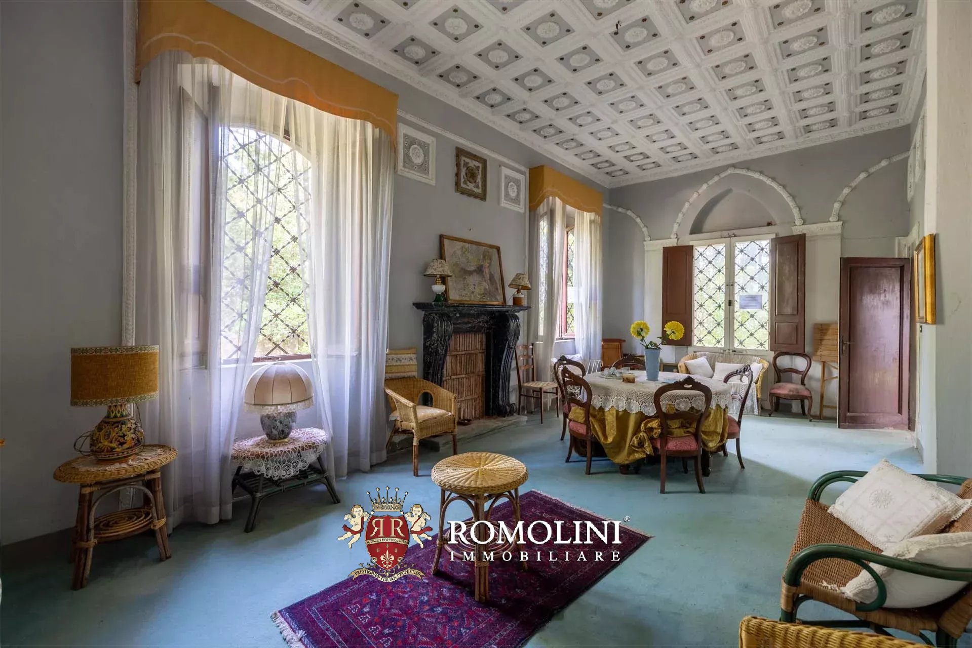 6 Bedroom Chateau's Image 21