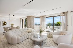 Luxury apartment with panoramic views of the bay of Villefranche-sur-Mer — photo 2 of 3