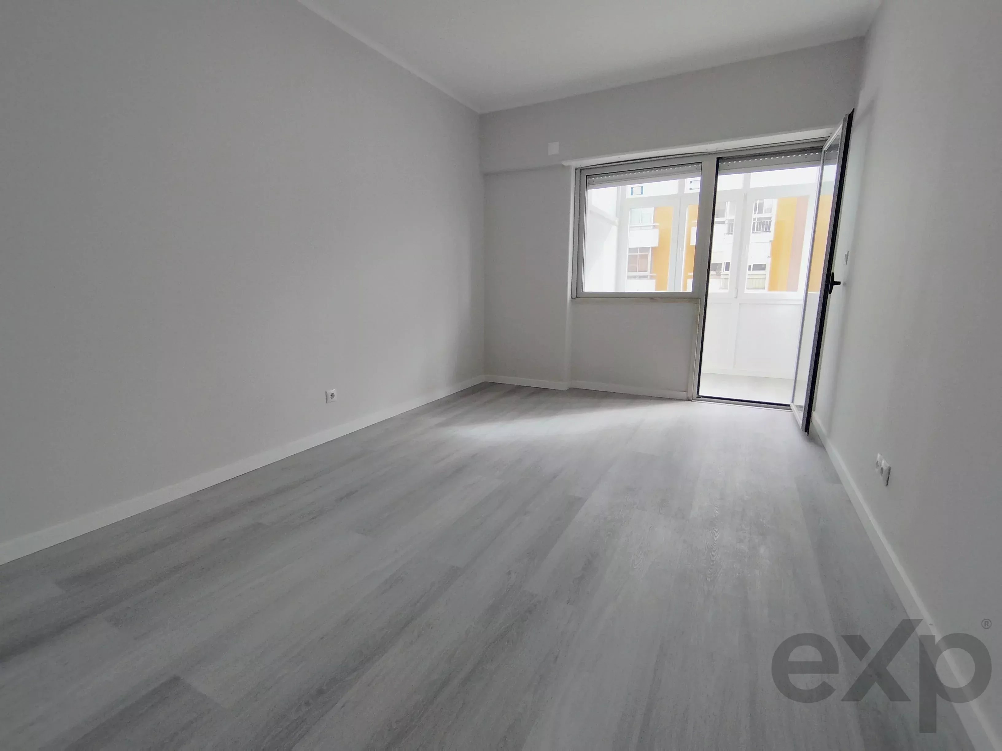 Central 2-Bedroom Apartment in Oeiras: Comfort, Elevator and Premium Location 86191632 image 16