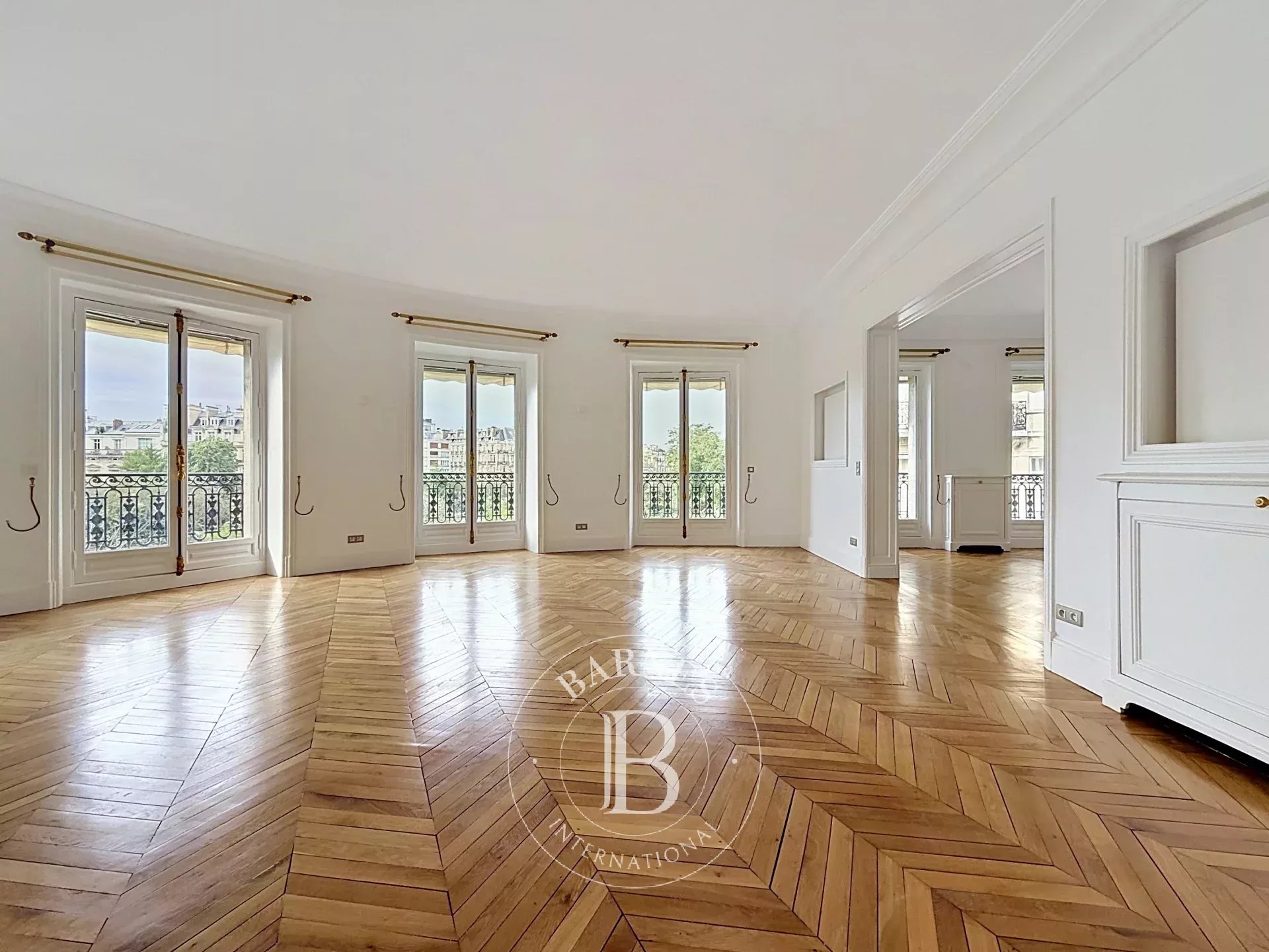 Paris 16e - 315m² - 7p. - 3ch.