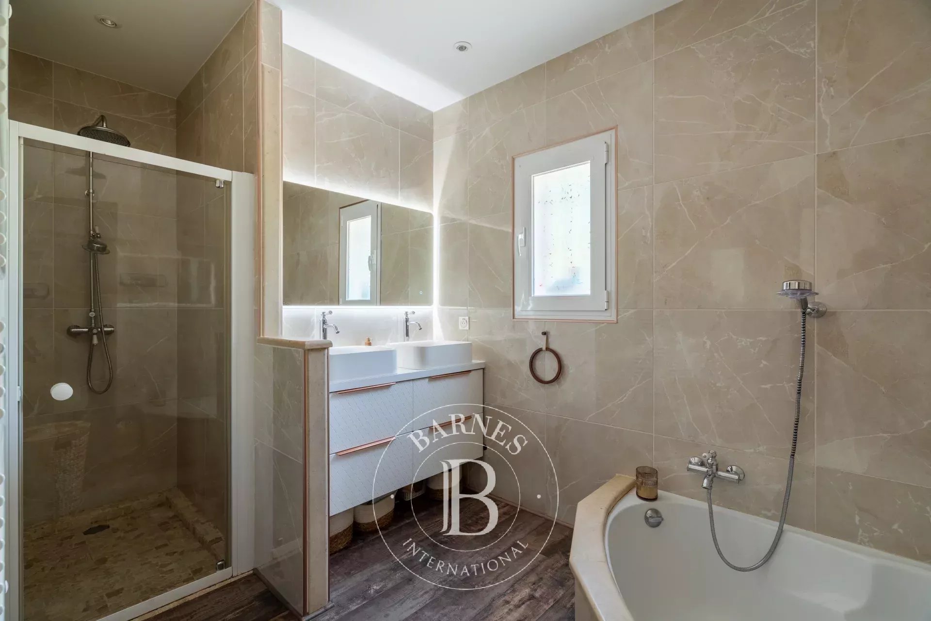 Ev Aubagne - picture 12