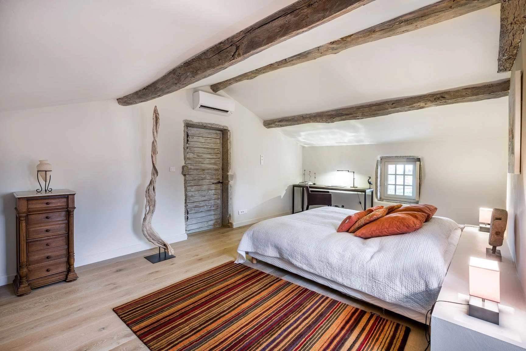 Manoir d'exception de 650 m² à Chasselay (69)