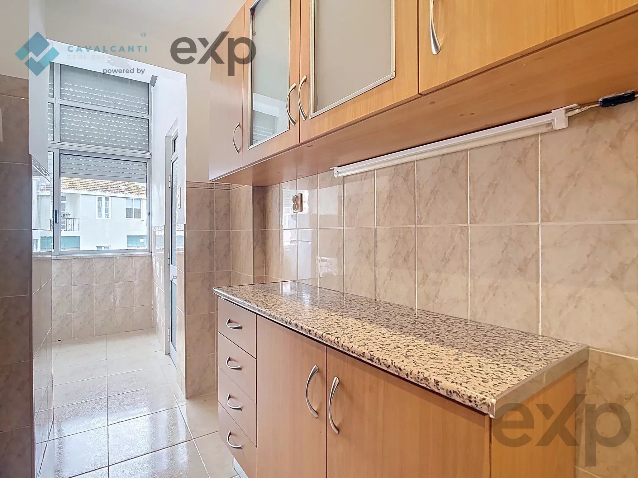 T1 + 1 in Campolide, Lisbon charm and quality of life near the Amoreiras 86914849 image 19