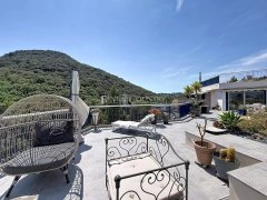 2-Bedroom Apartment in Mandelieu — photo 4 of 7