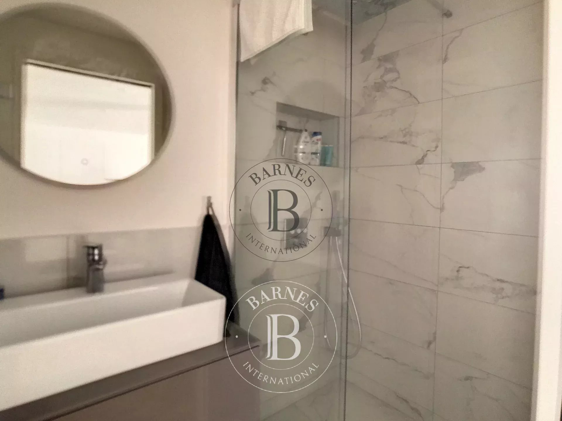 Daire Paris 1er - picture 9