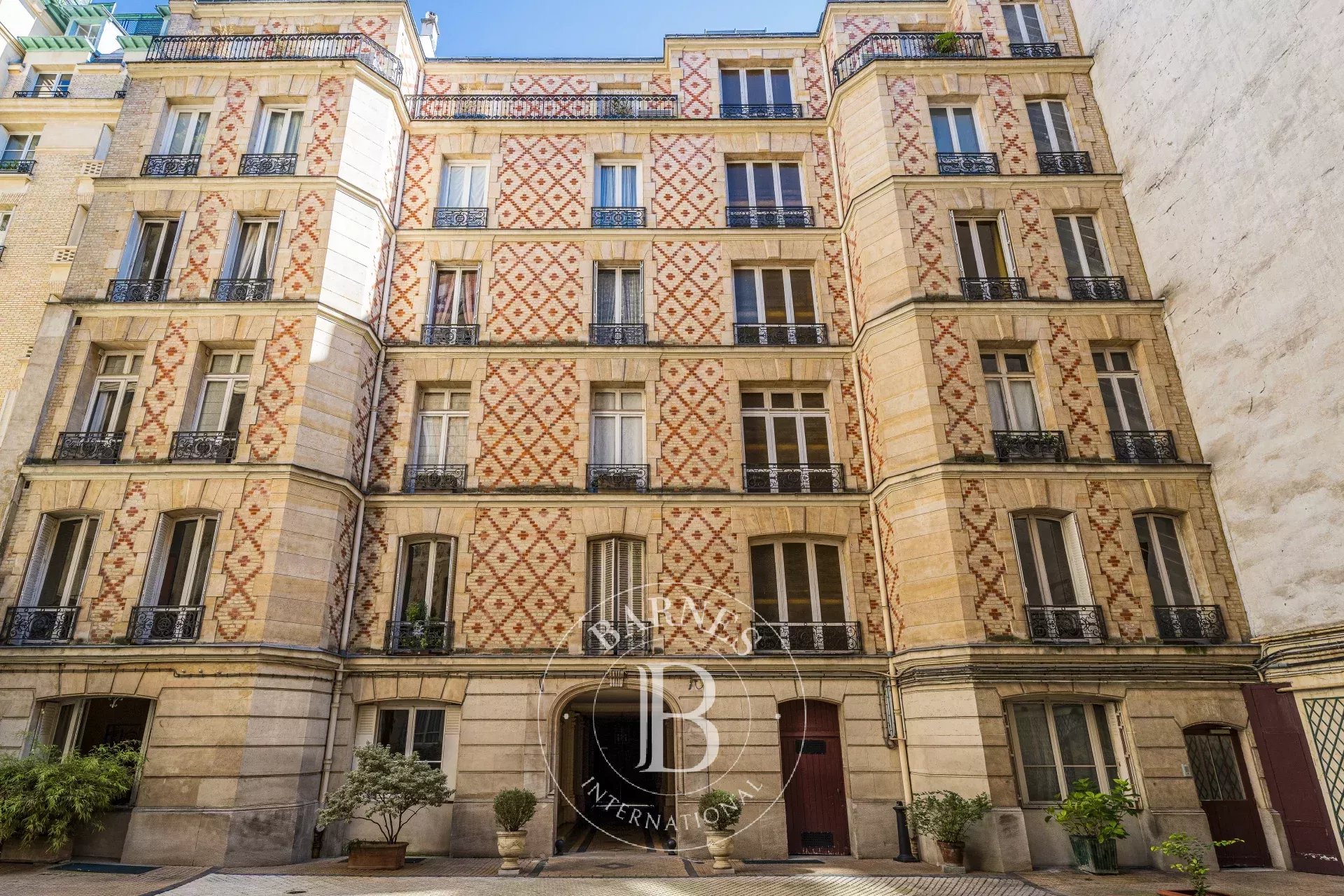 Daire Paris 8ème - picture 10