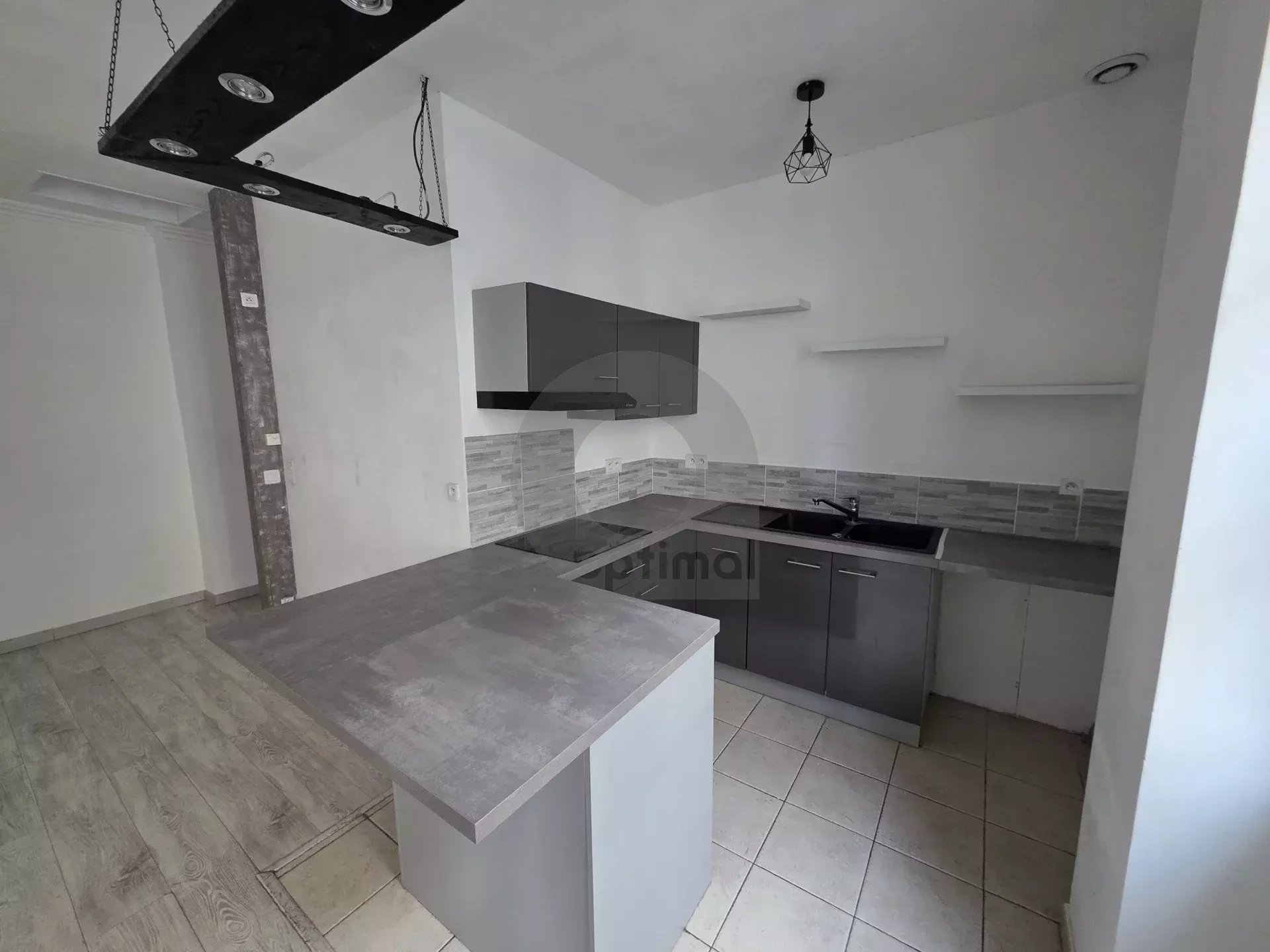 APPARTAMENTO TRILOCALE A MENTONE BORRIGO