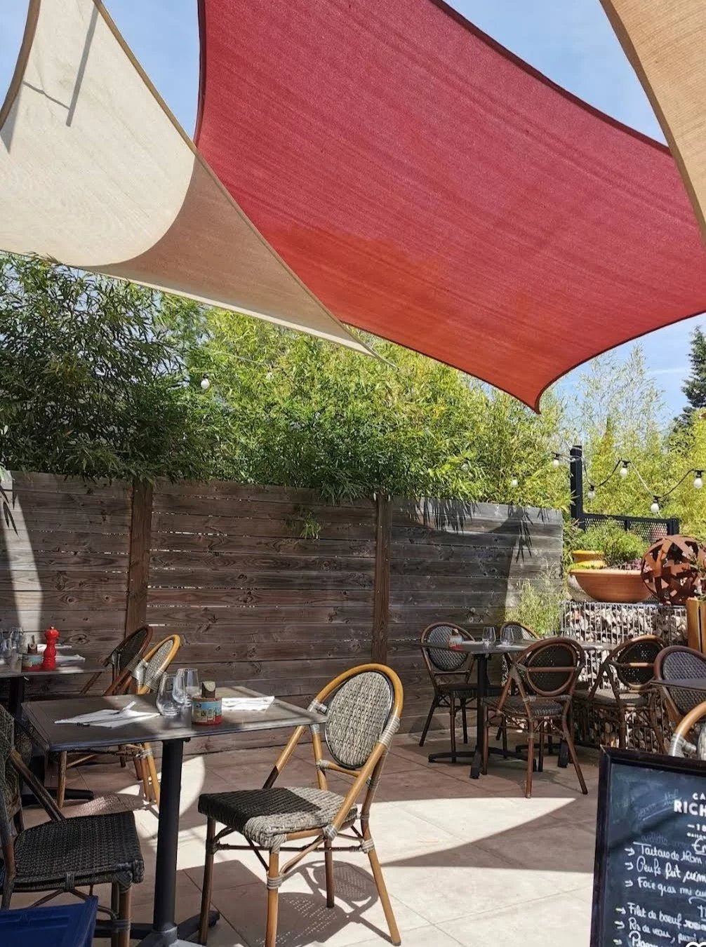 MURS ET FONDS DE COMMERCE RESTAURANT 230 m²