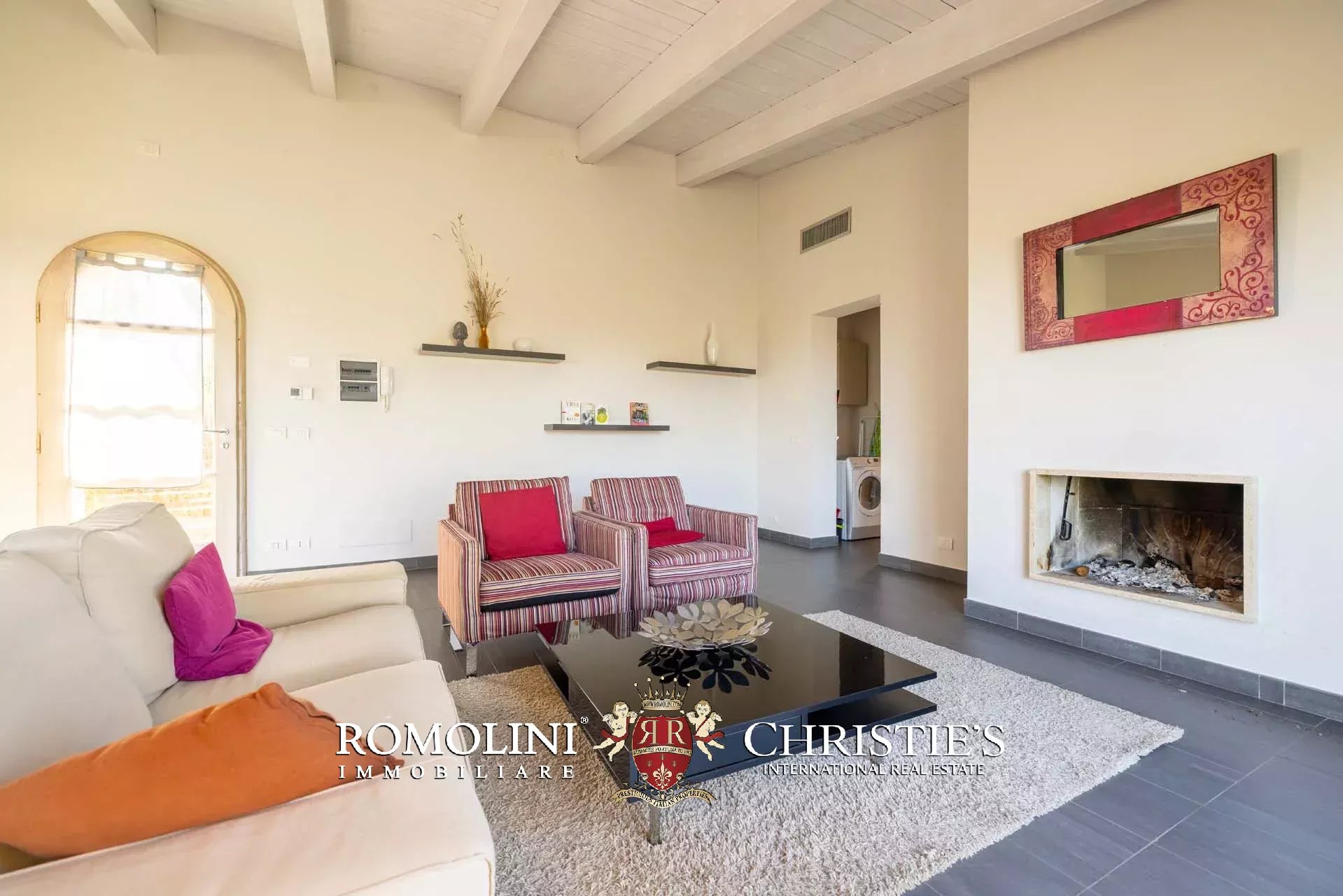 LUXUSANLAGE MIT 19 WOHNUNGEN IN DER TOSKANA, VAL D'ORCIA