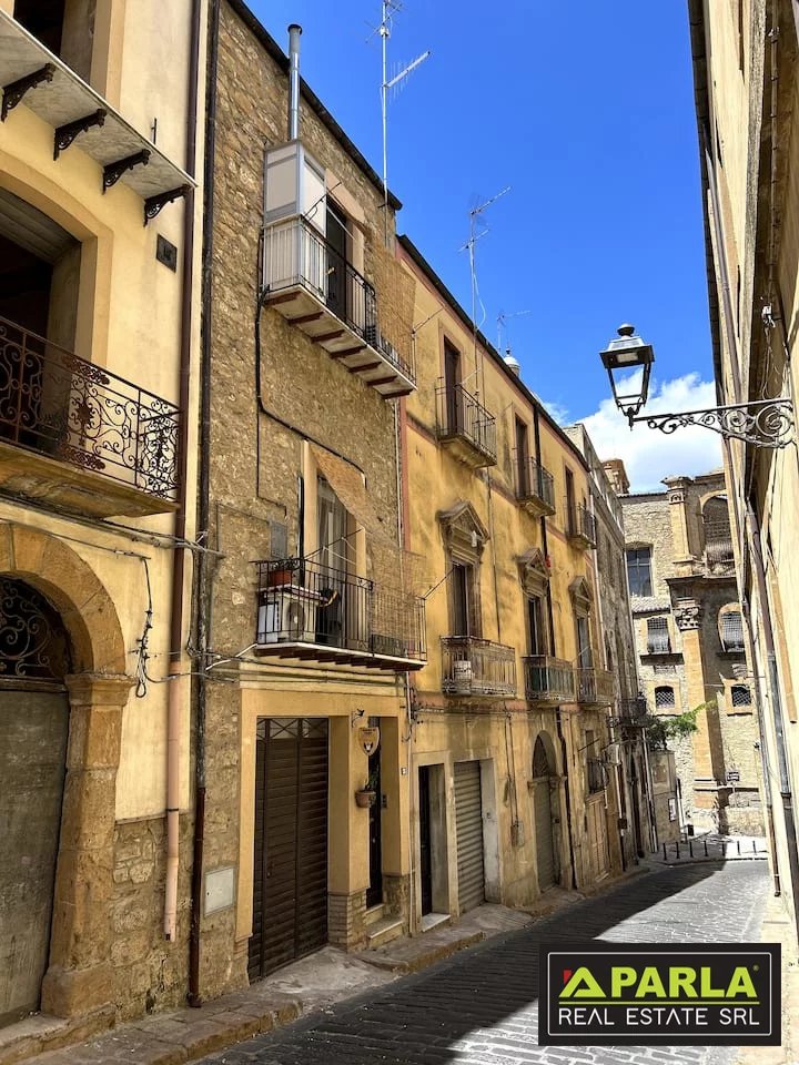 Agence immobilière de Parla Real Estate