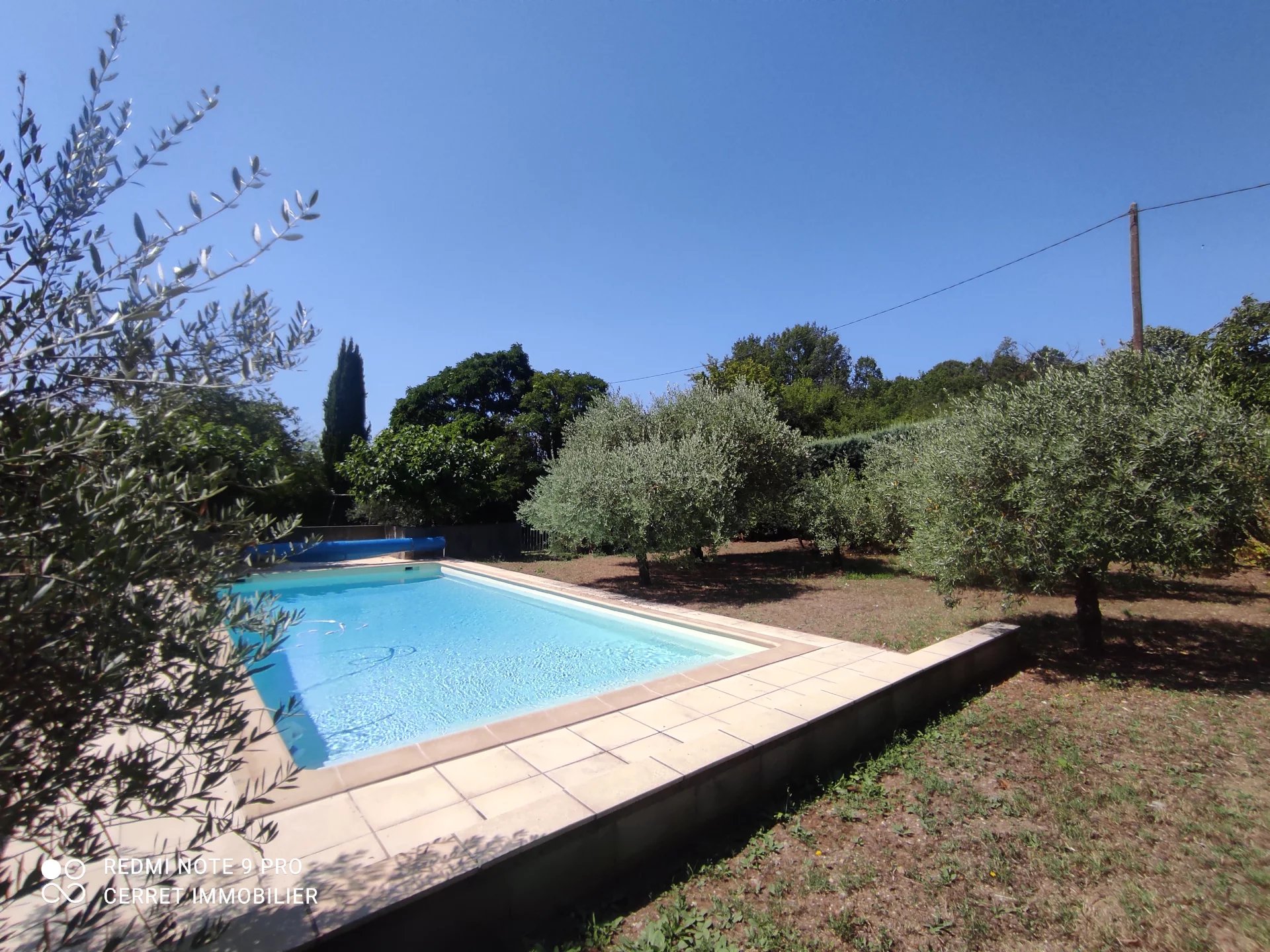 Villa piscine sur 3177 m²